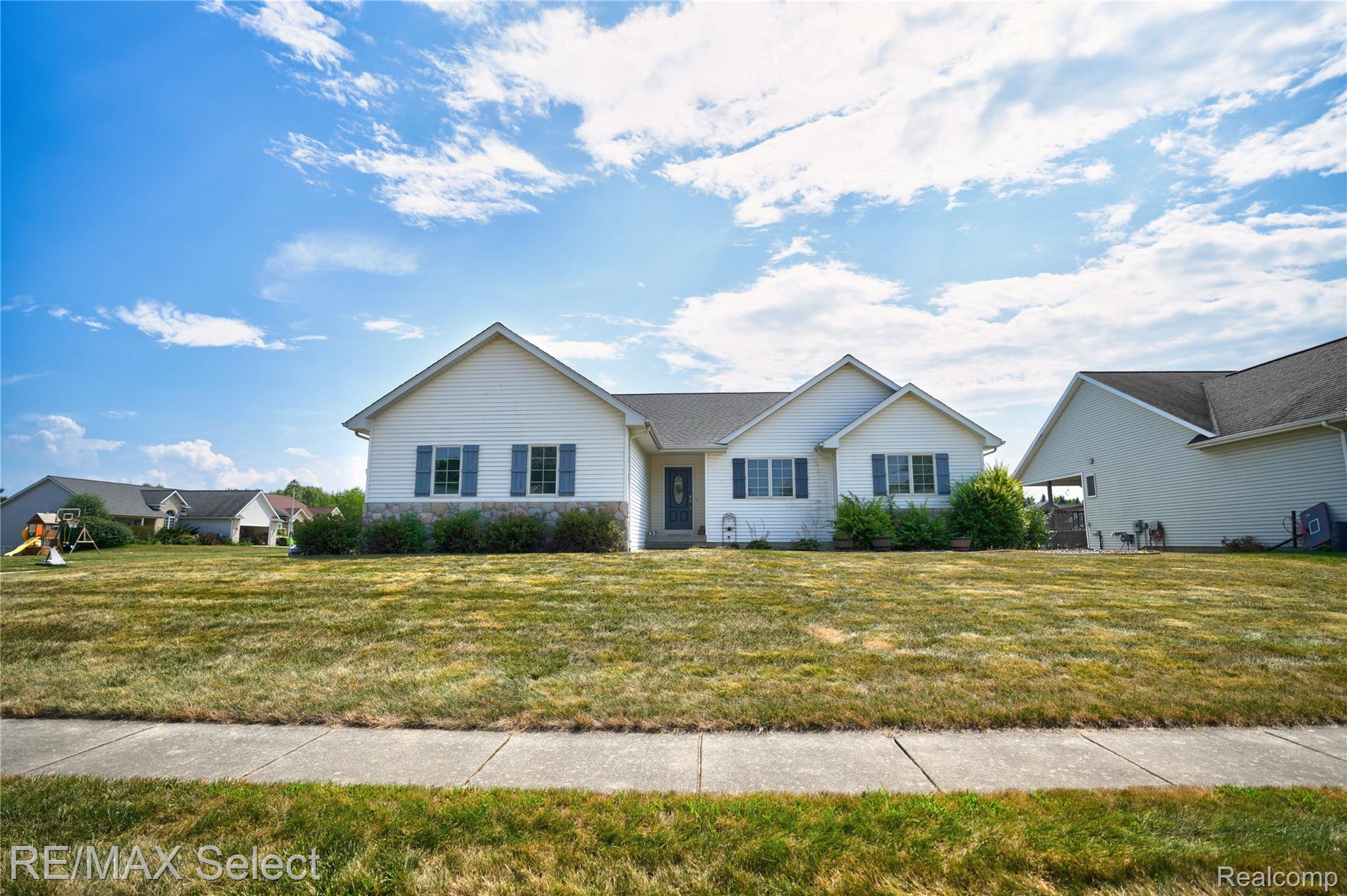 7191 Parkridge Parkway