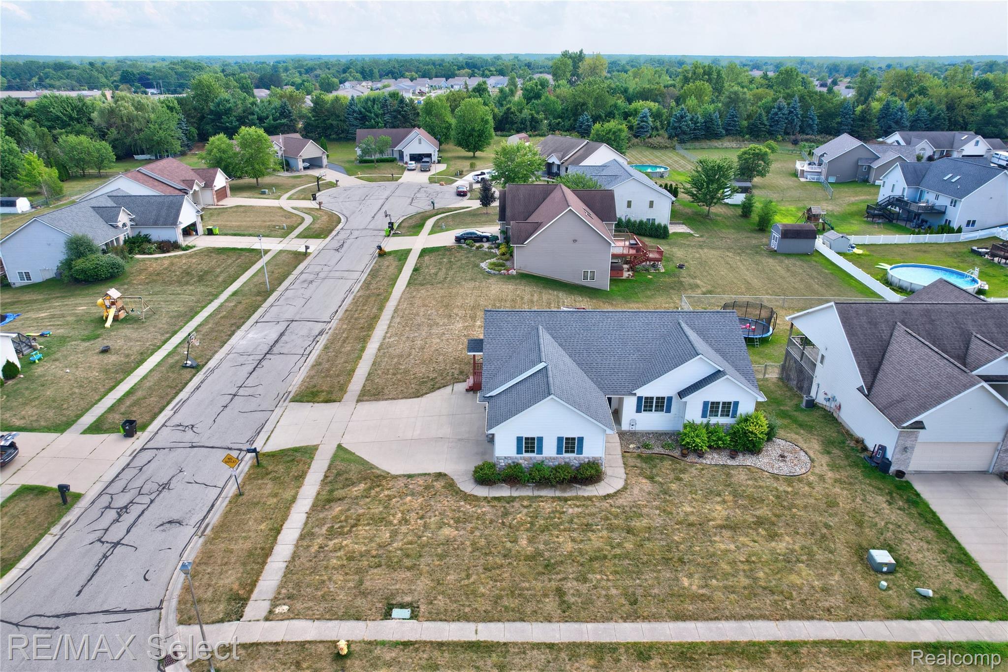 7191 Parkridge Parkway