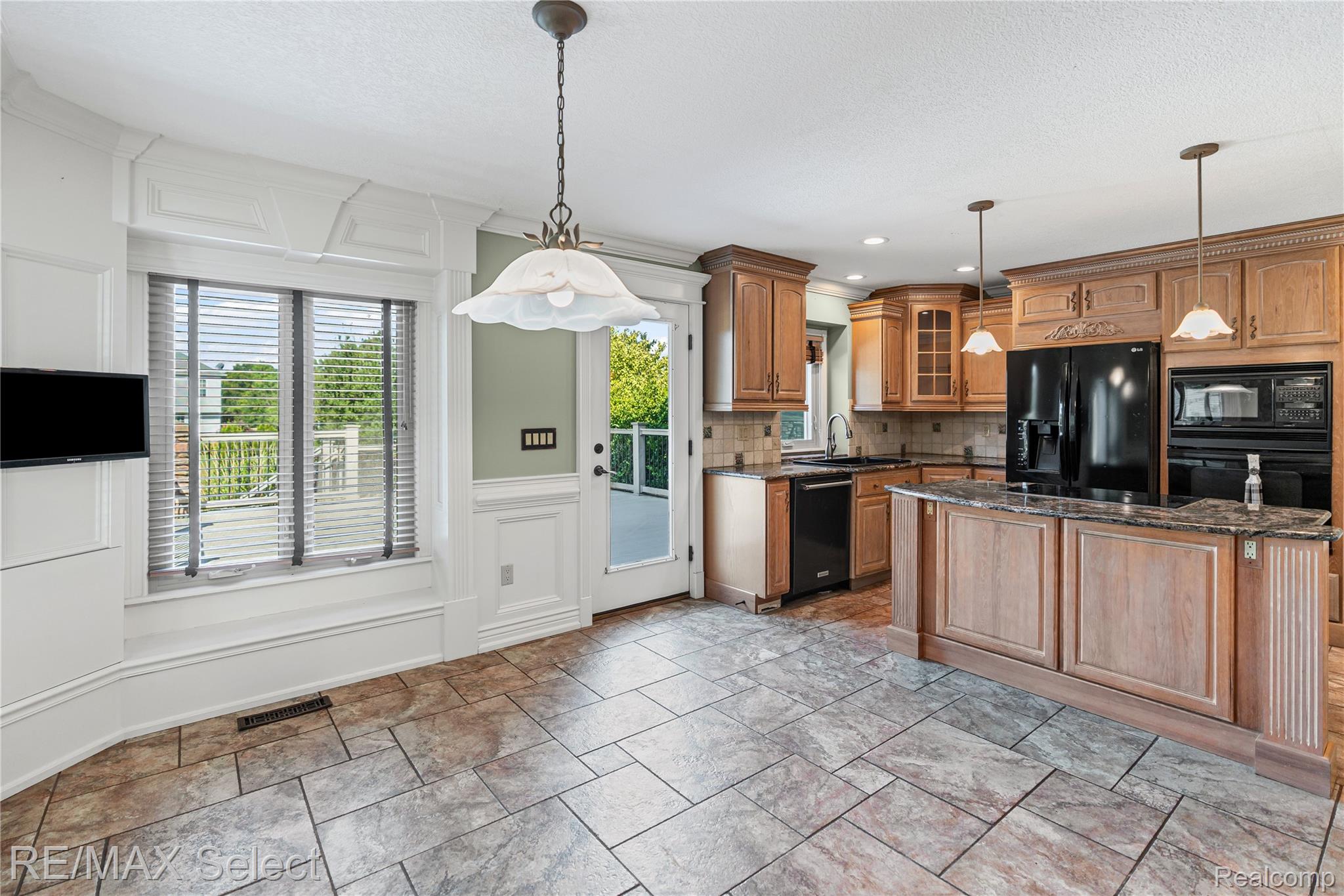 8468 Cranbrook Drive