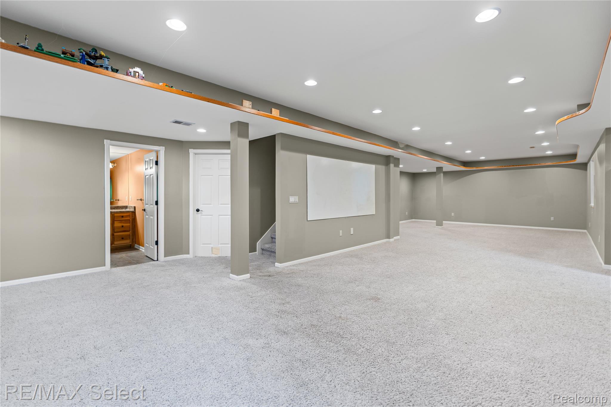 8468 Cranbrook Drive
