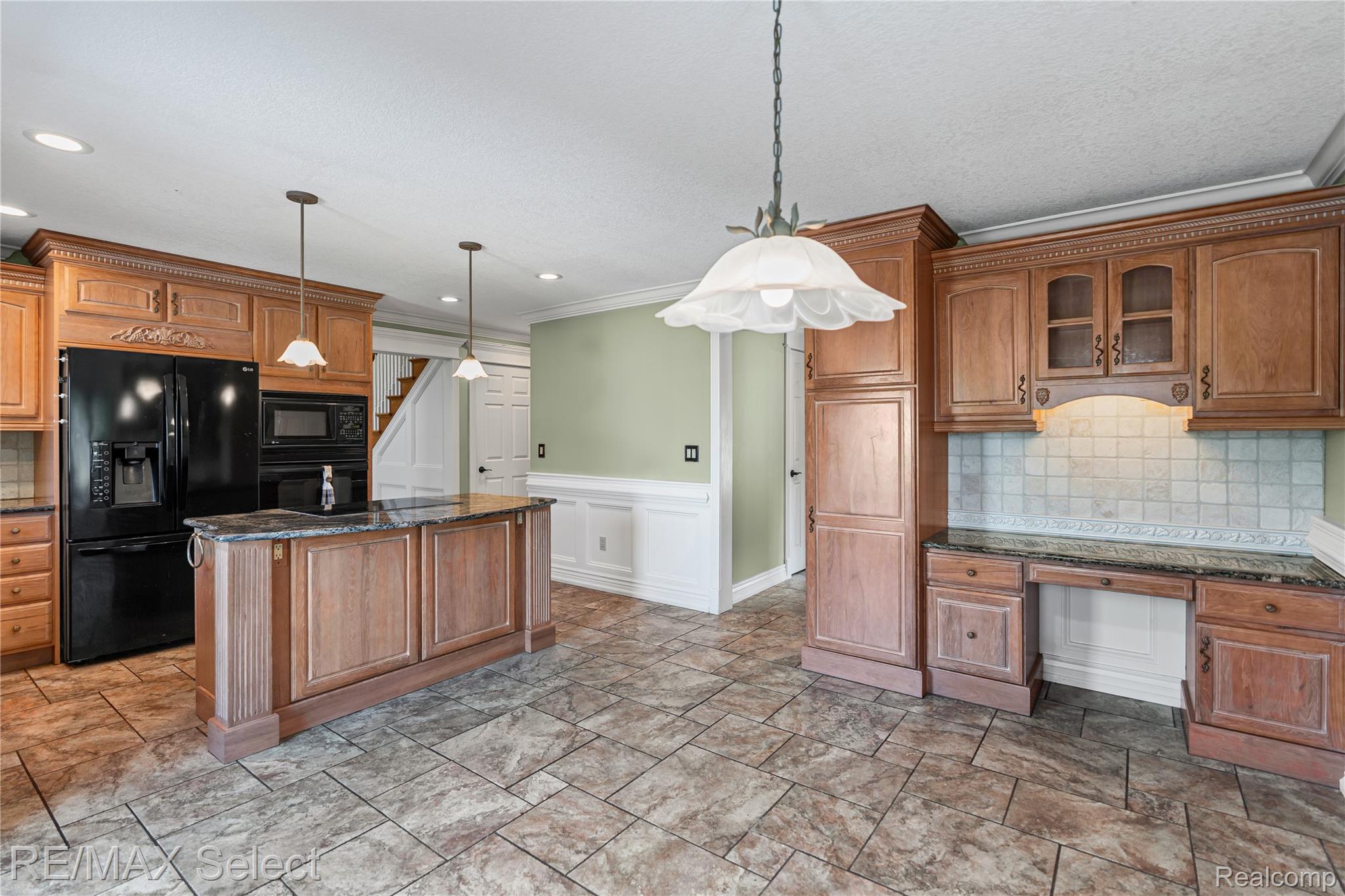 8468 Cranbrook Drive