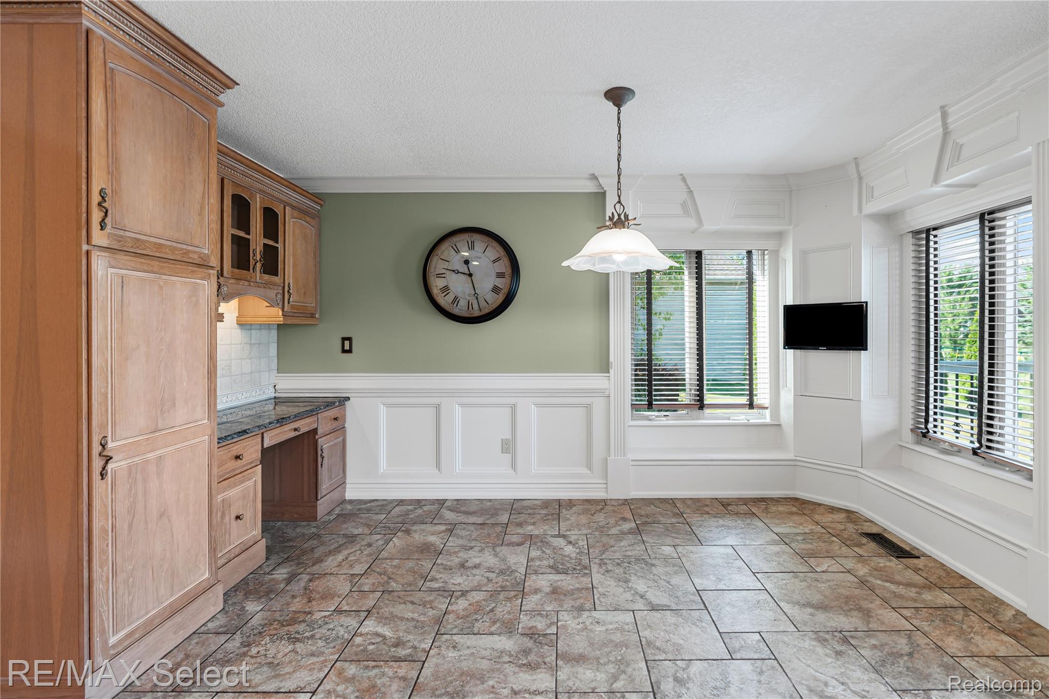 8468 Cranbrook Drive