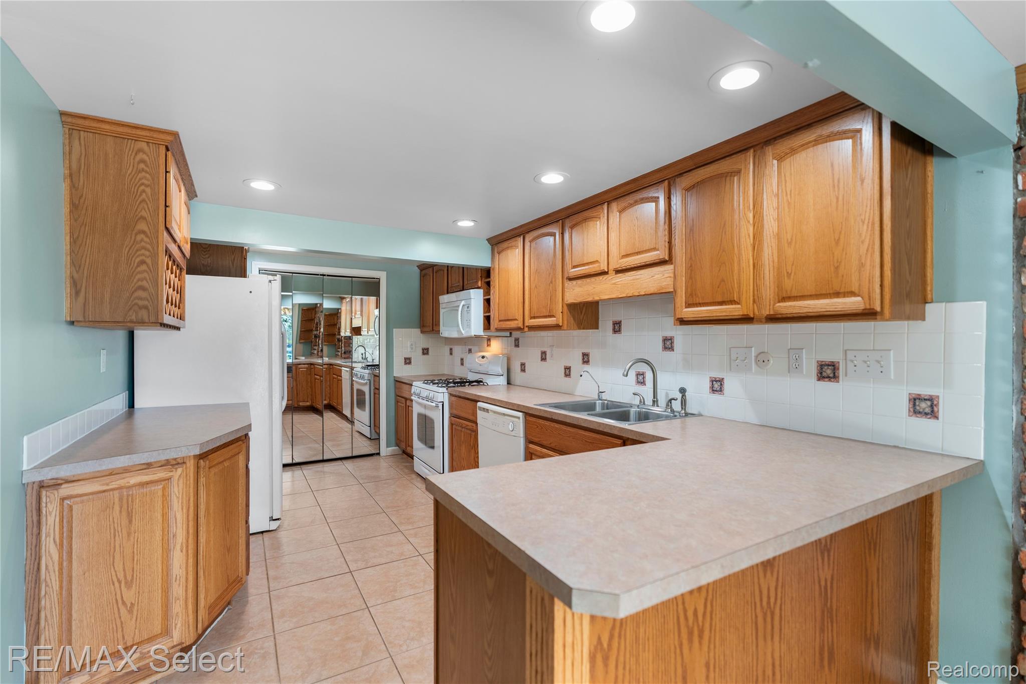 16172 Crest Drive