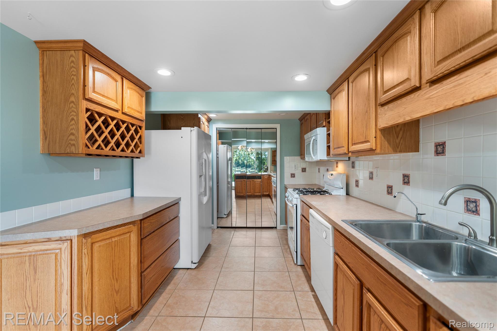 16172 Crest Drive