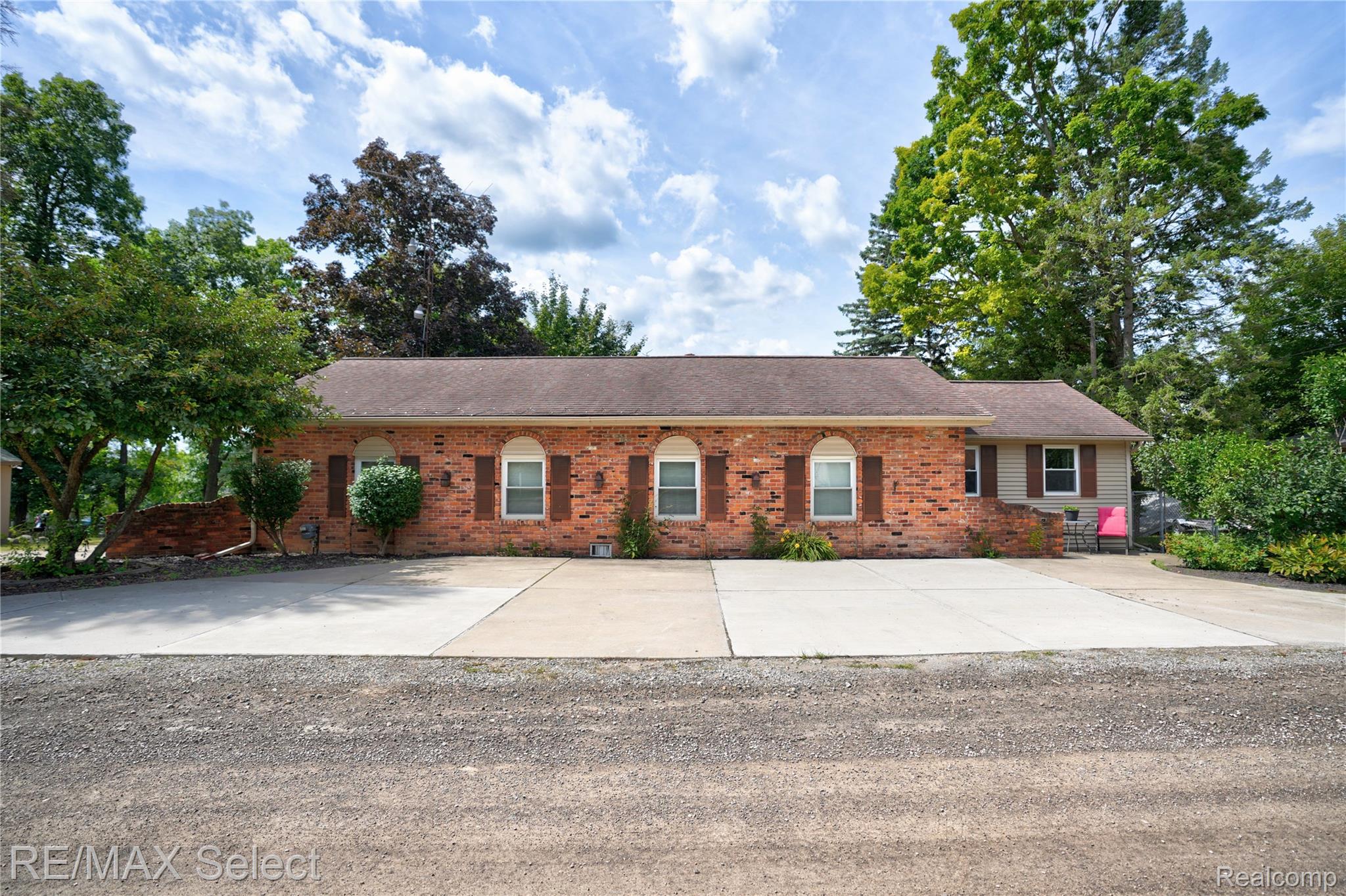 16172 Crest Drive