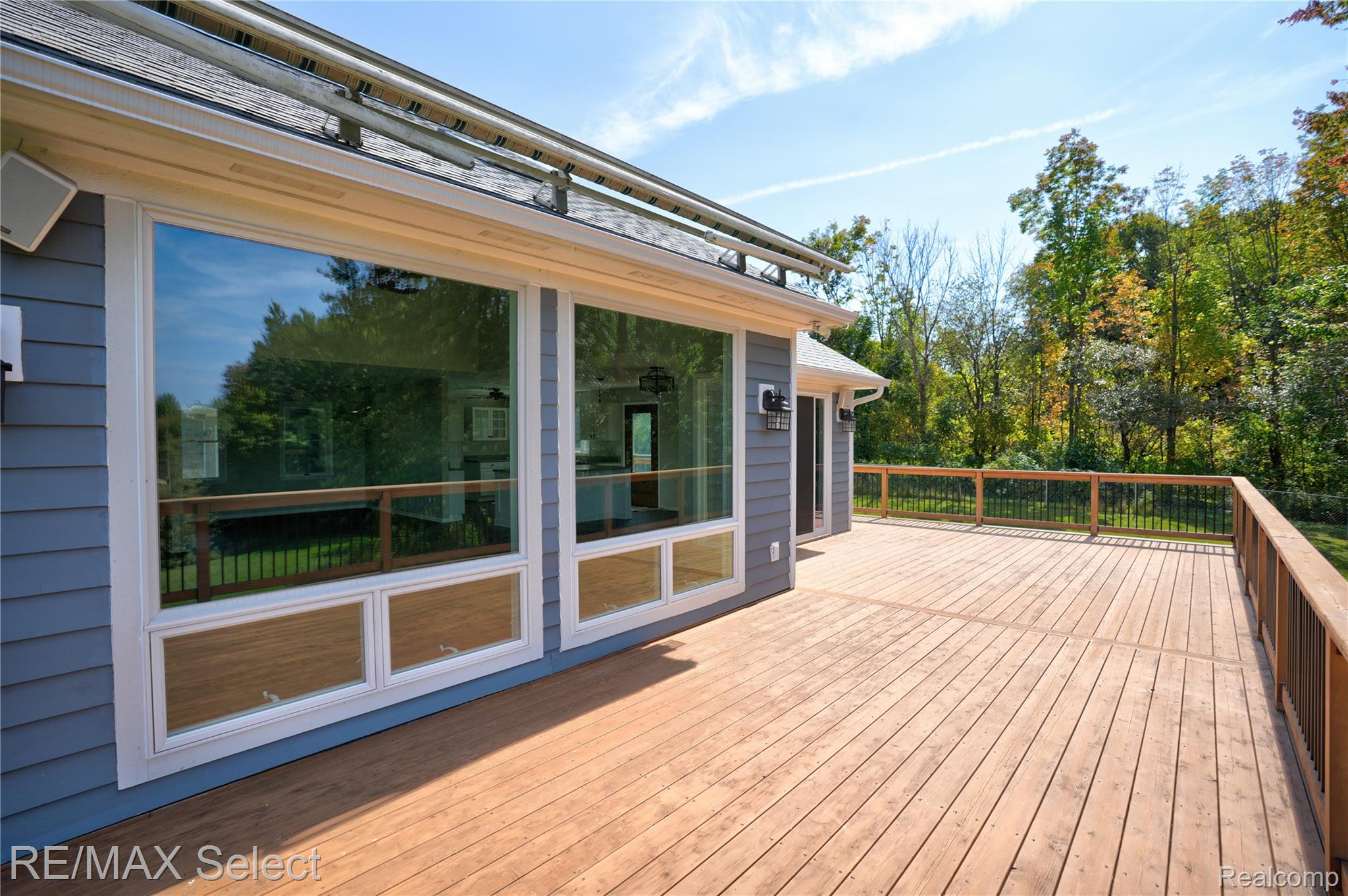 6056 Atlas Road