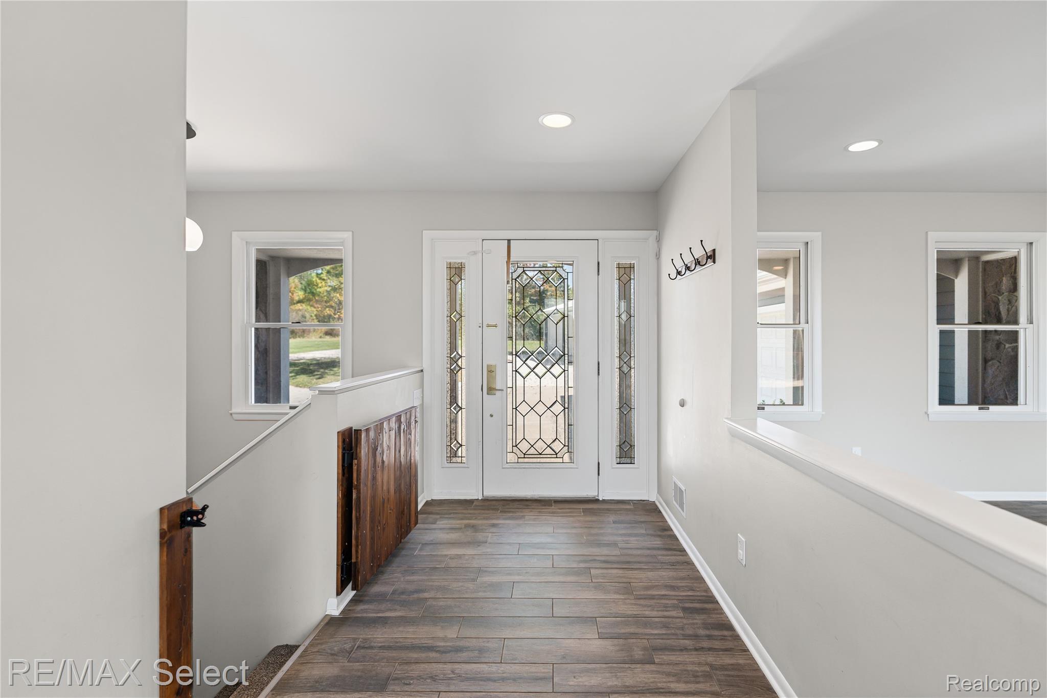 6056 Atlas Road