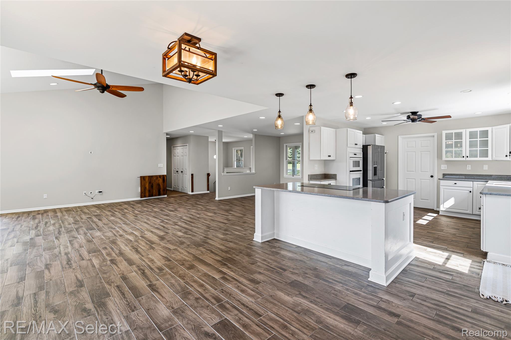 6056 Atlas Road