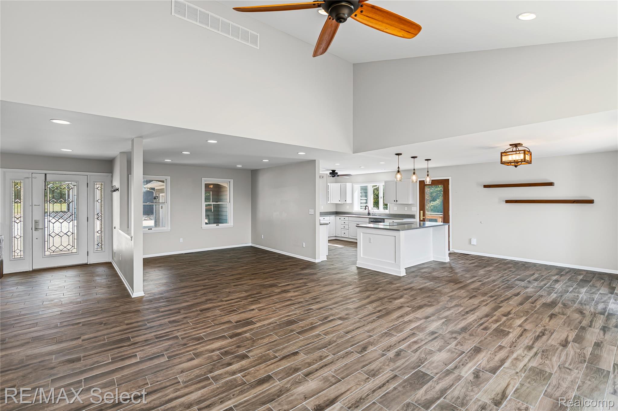 6056 Atlas Road
