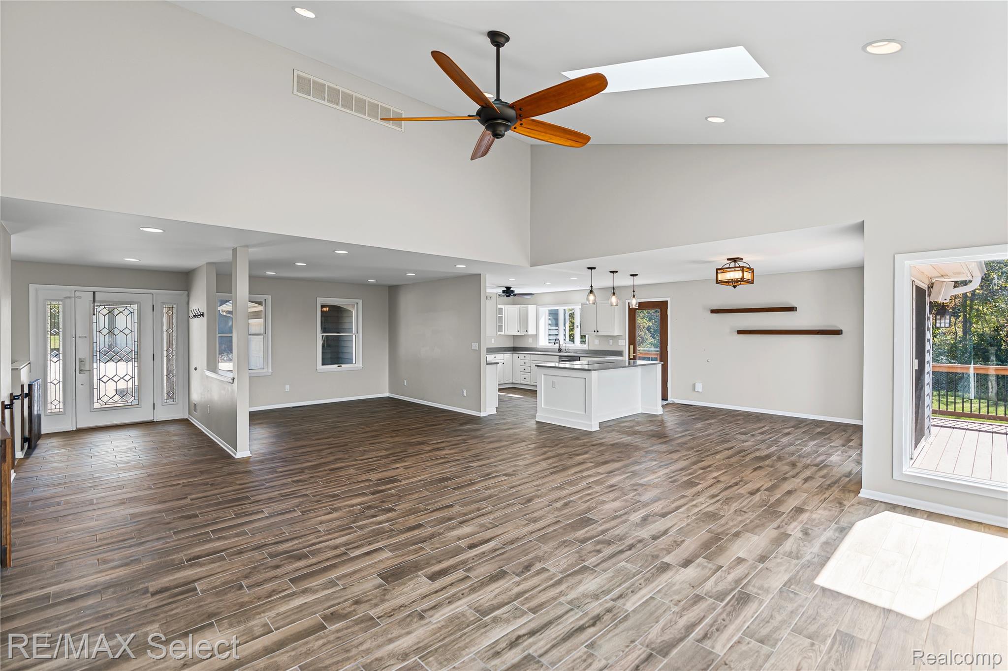 6056 Atlas Road
