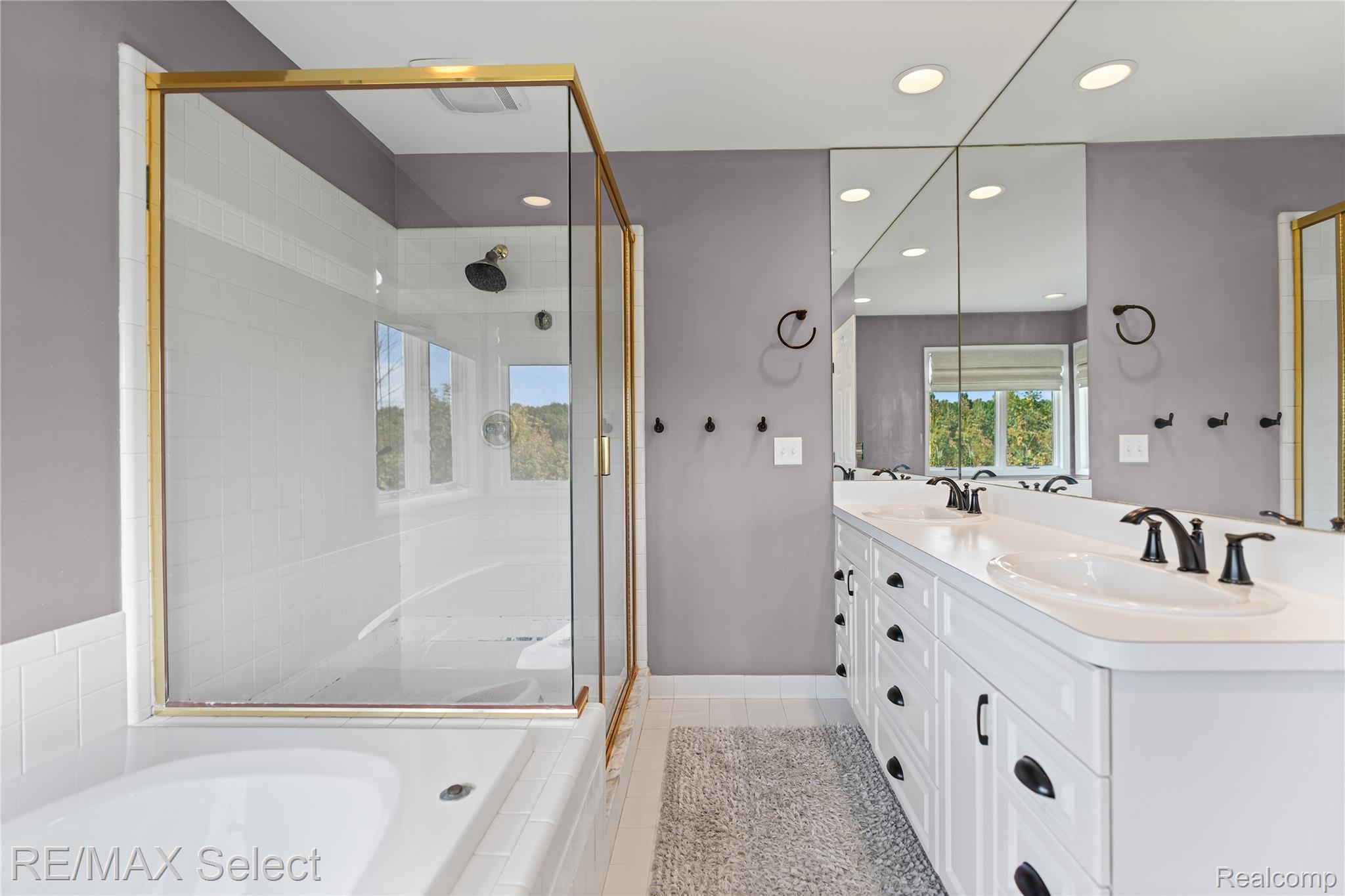 6056 Atlas Road