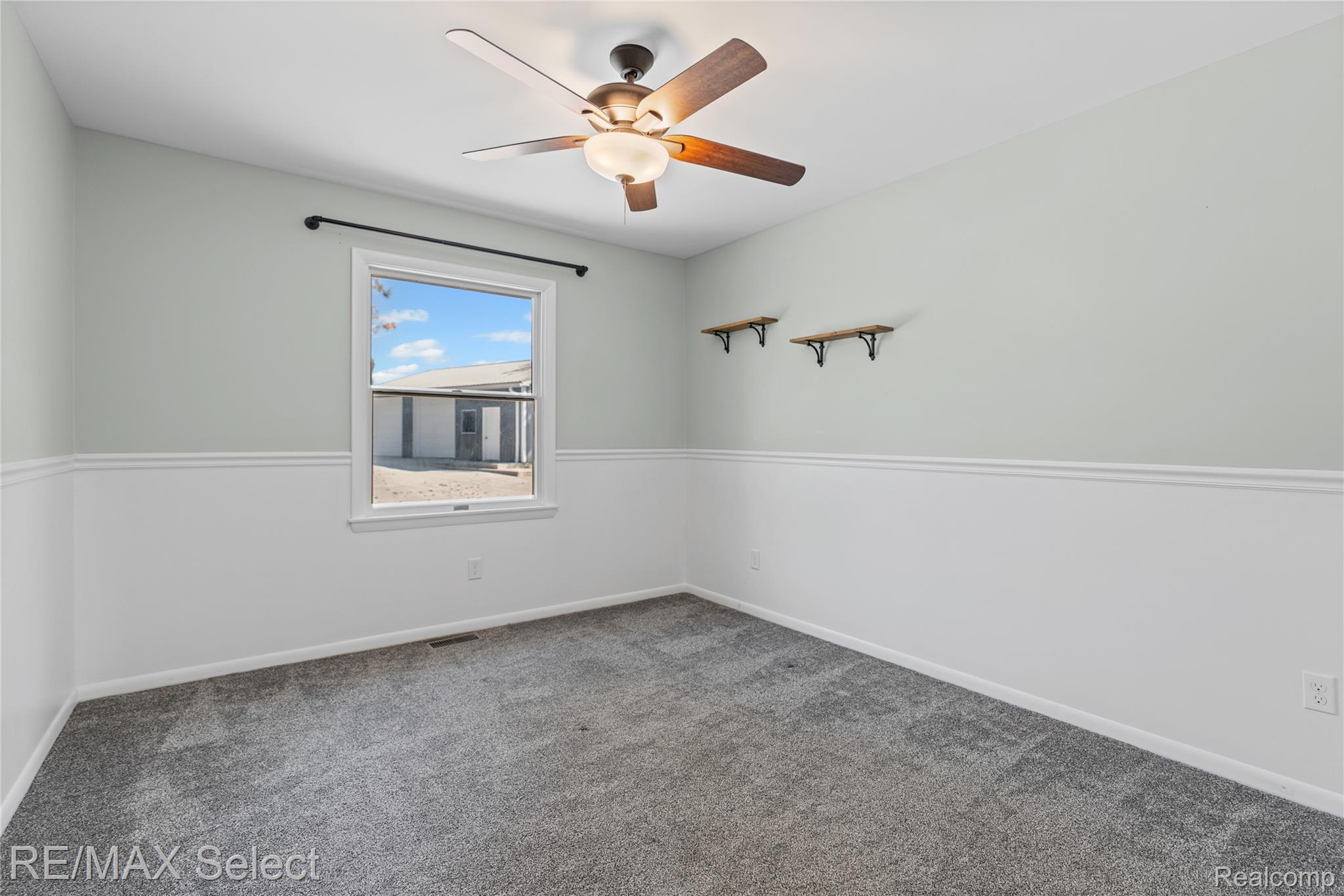 6056 Atlas Road