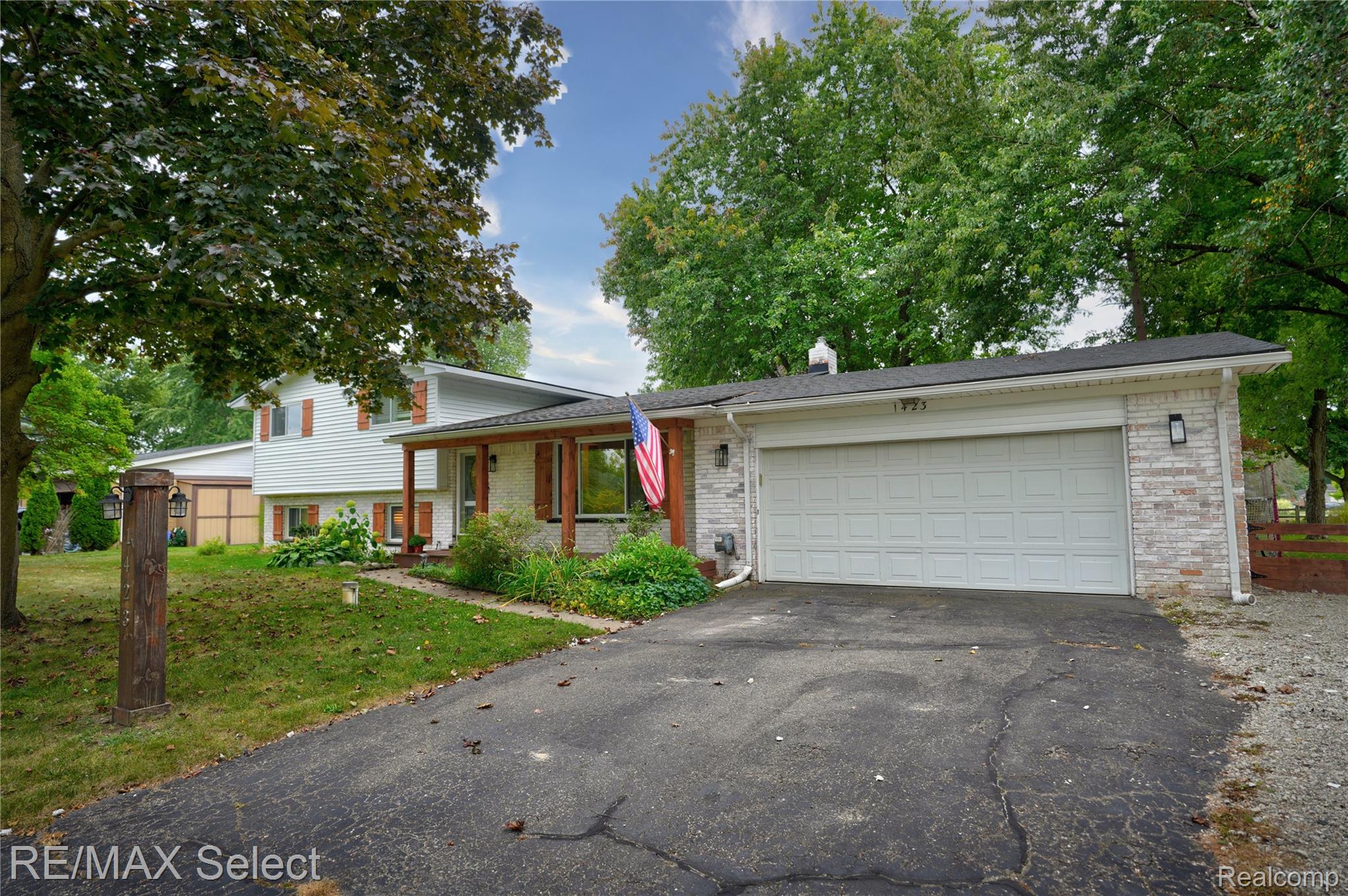 1423 Butcher Road
