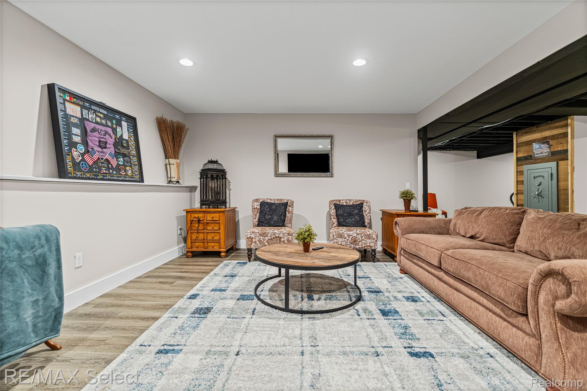 3127 Harbor Pointe Circle