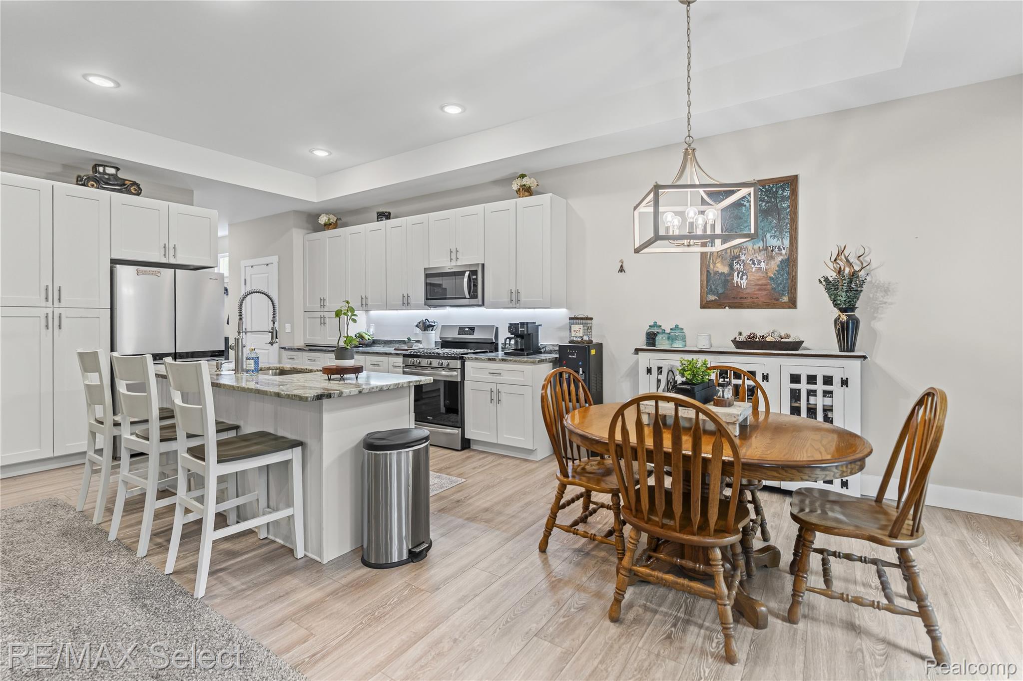 3127 Harbor Pointe Circle