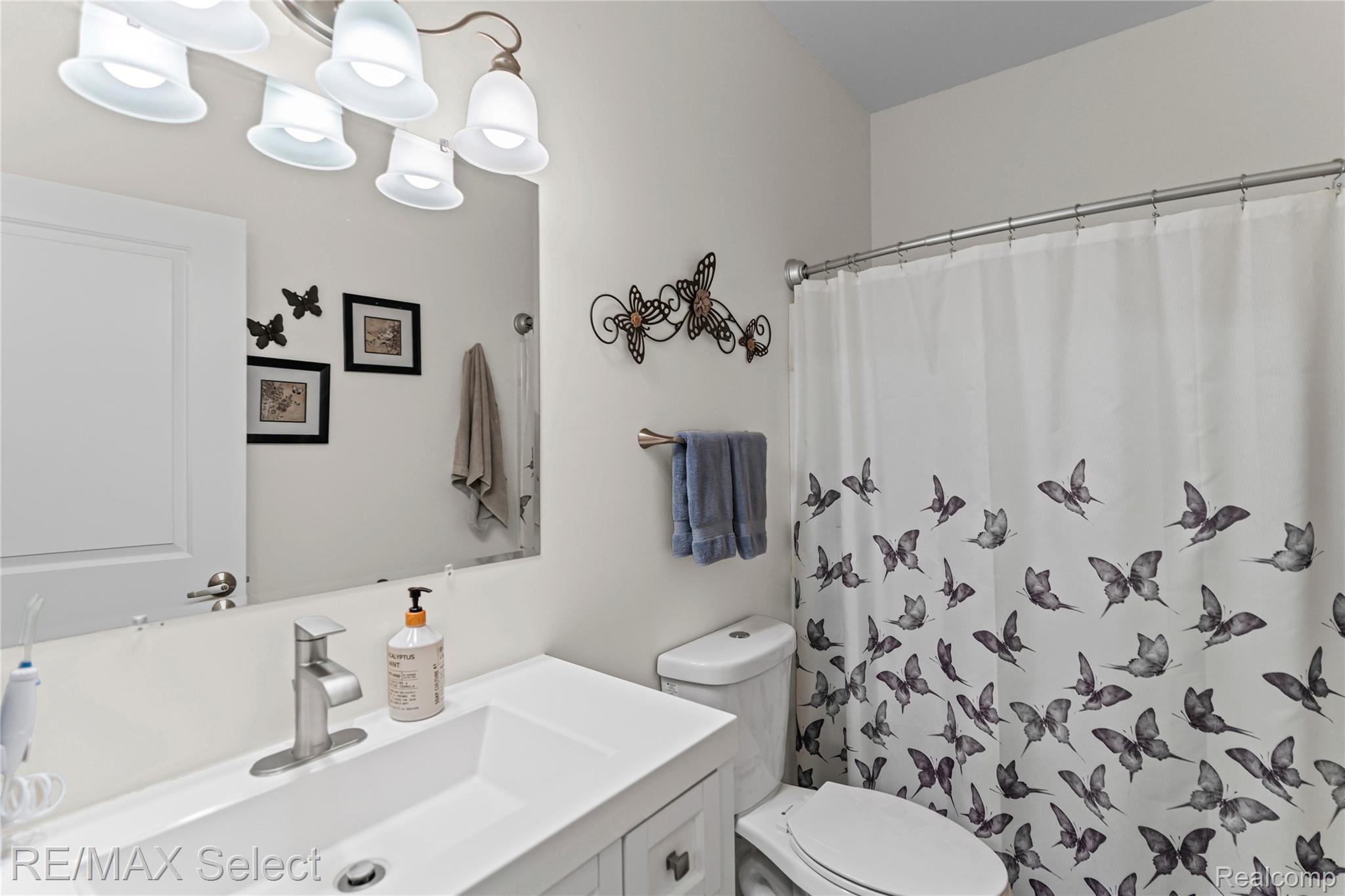 3127 Harbor Pointe Circle