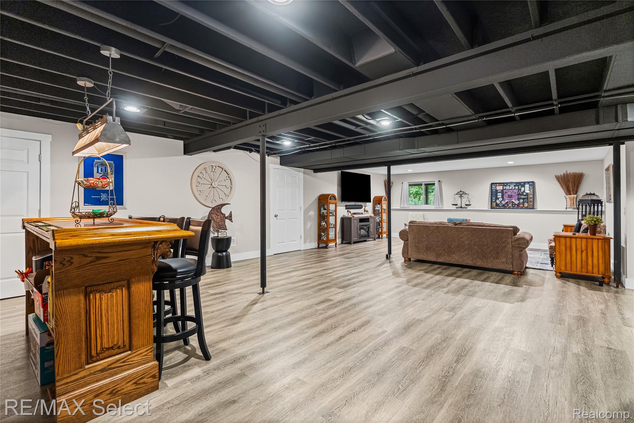 3127 Harbor Pointe Circle
