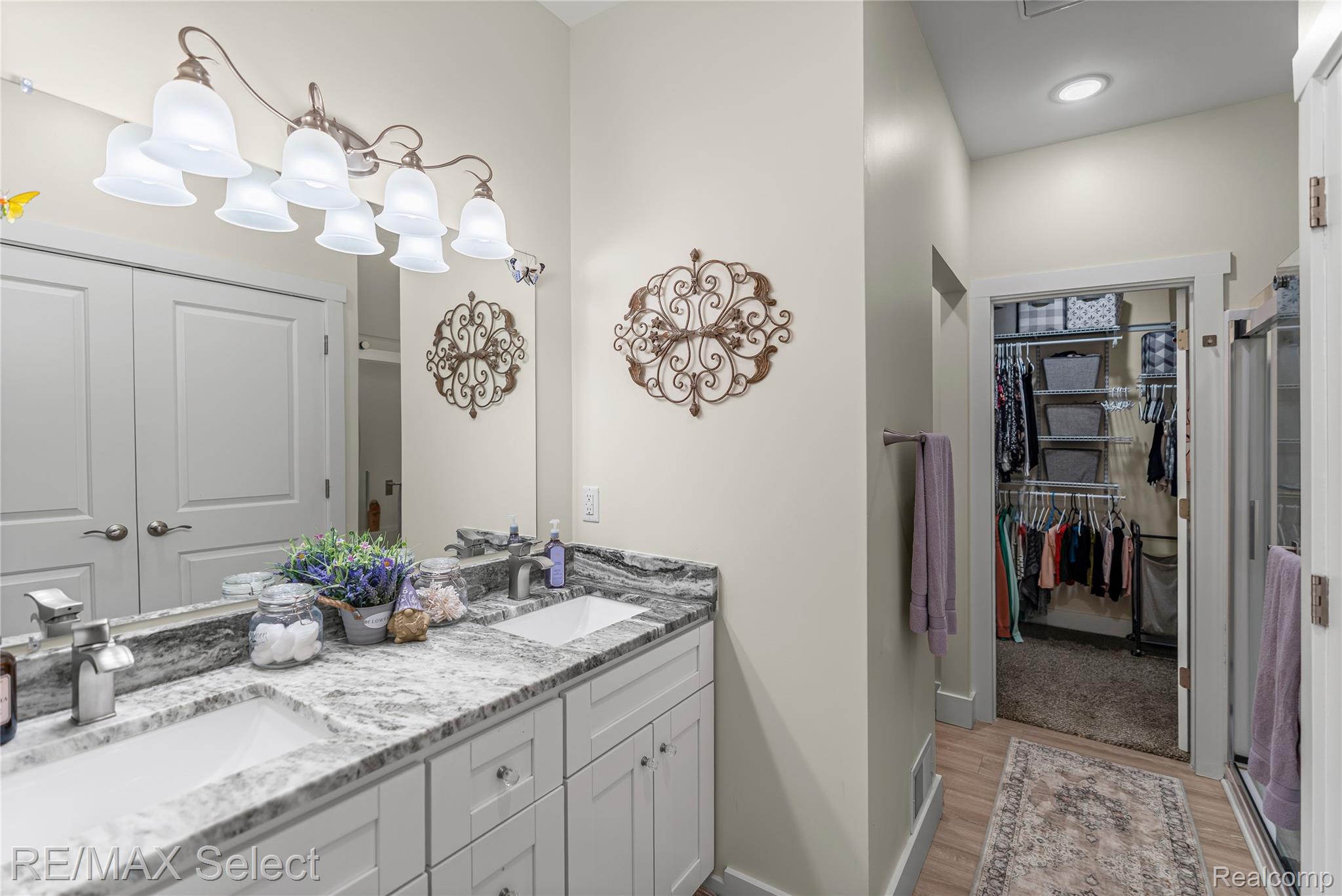 3127 Harbor Pointe Circle