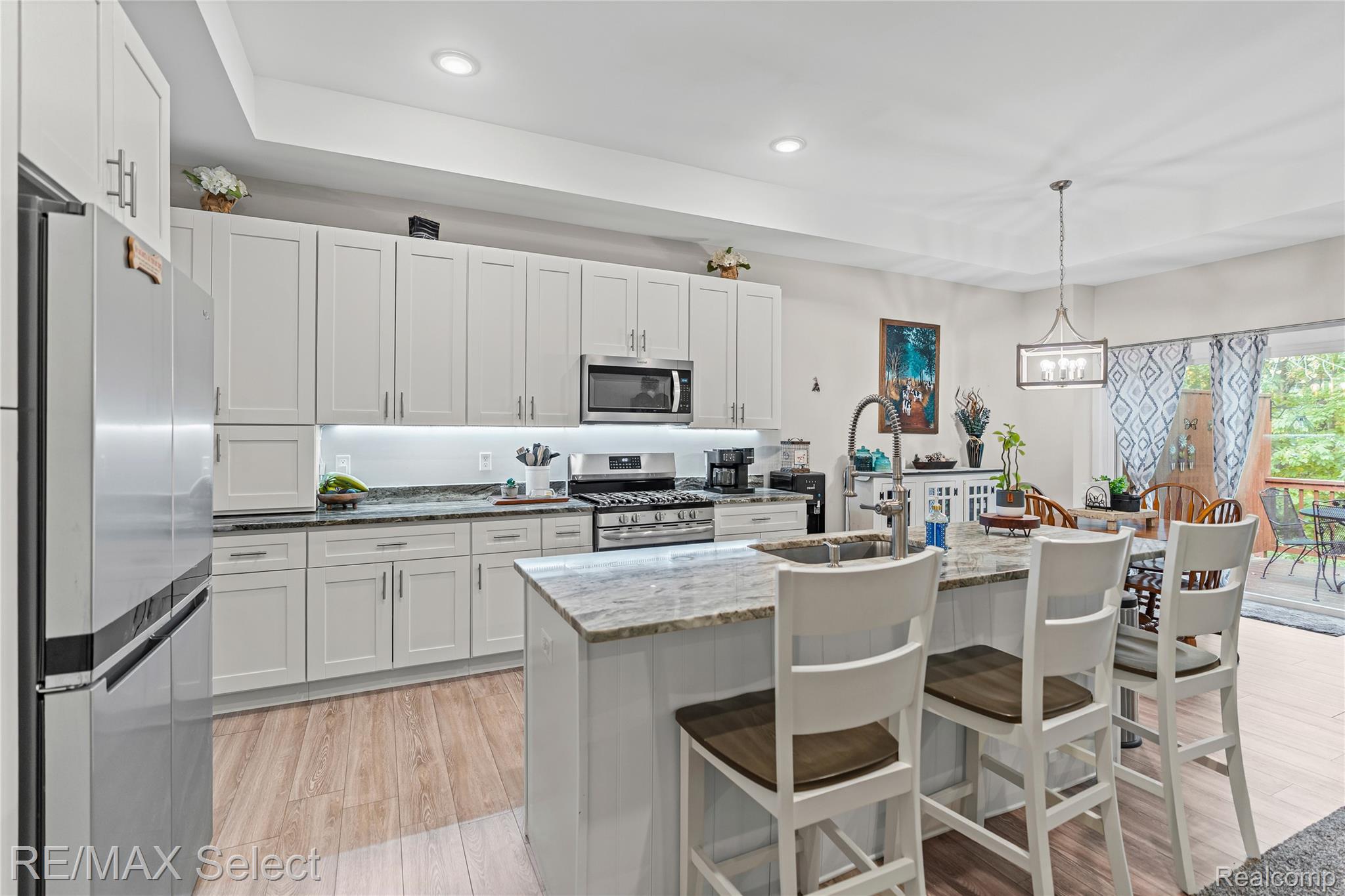 3127 Harbor Pointe Circle