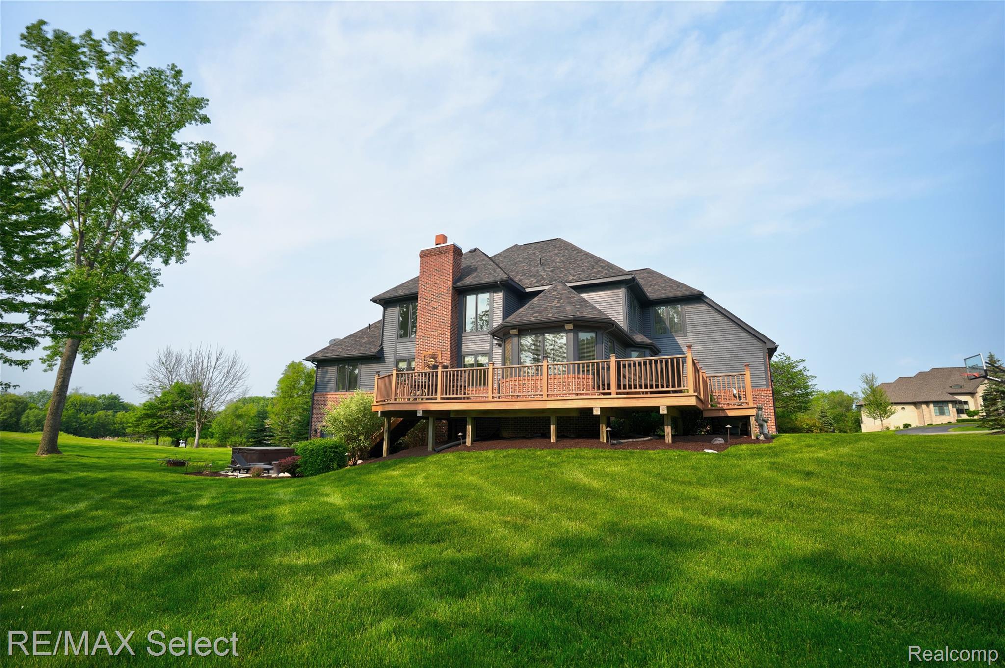 8320 MISTY Meadows