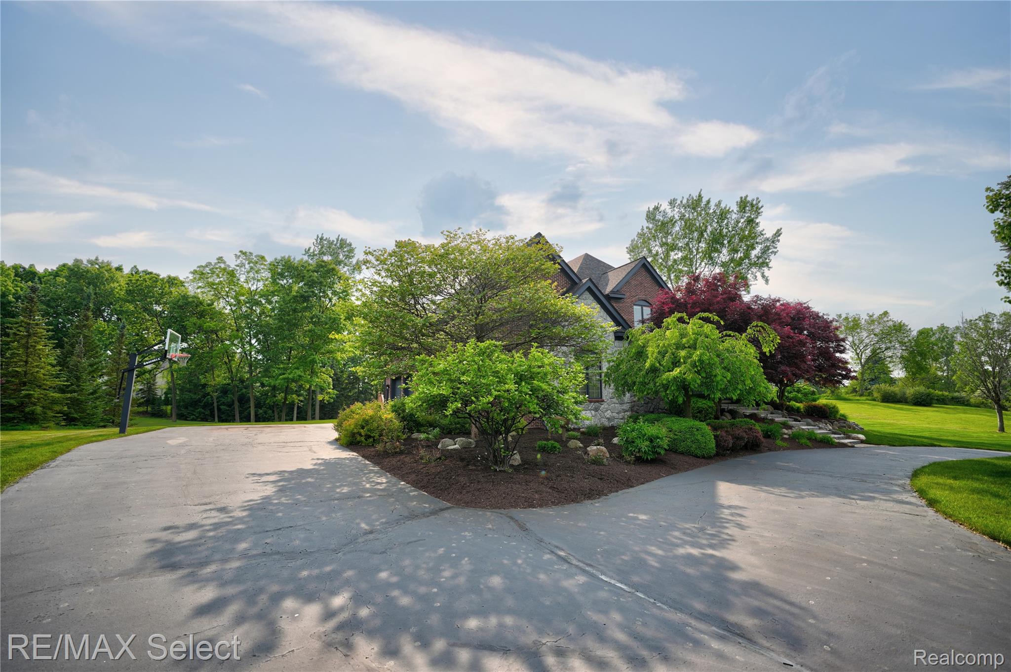 8320 MISTY Meadows
