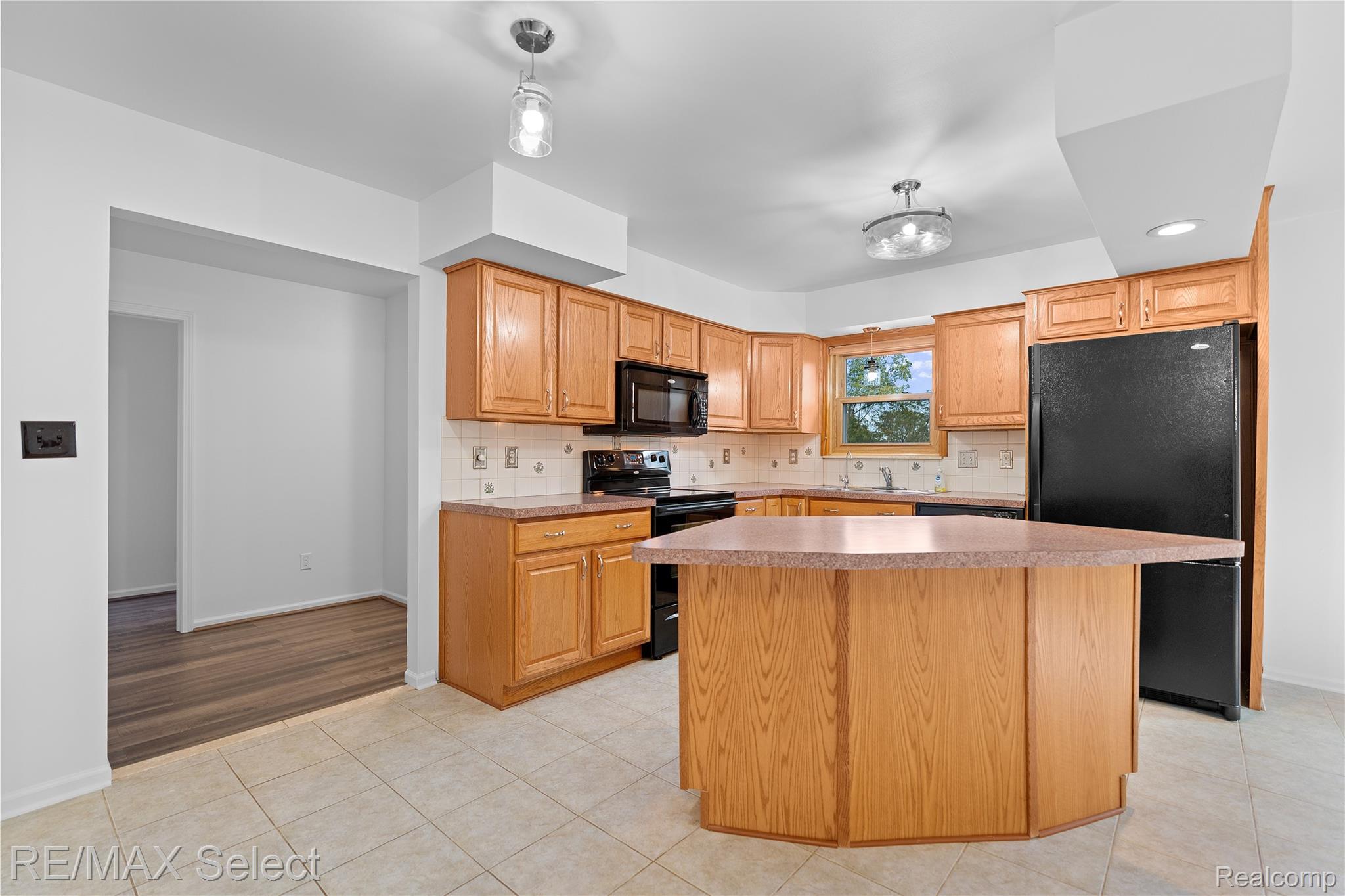 15451 Whitaker Road