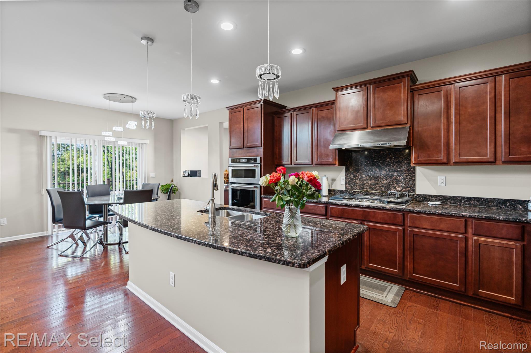 6363 Amber Lane