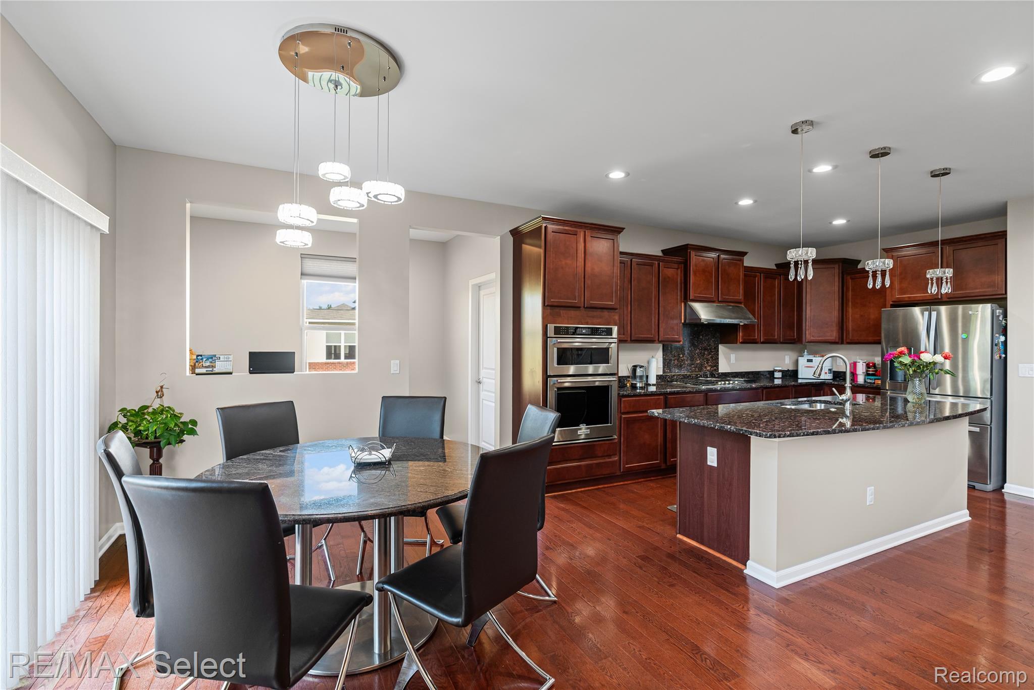 6363 Amber Lane
