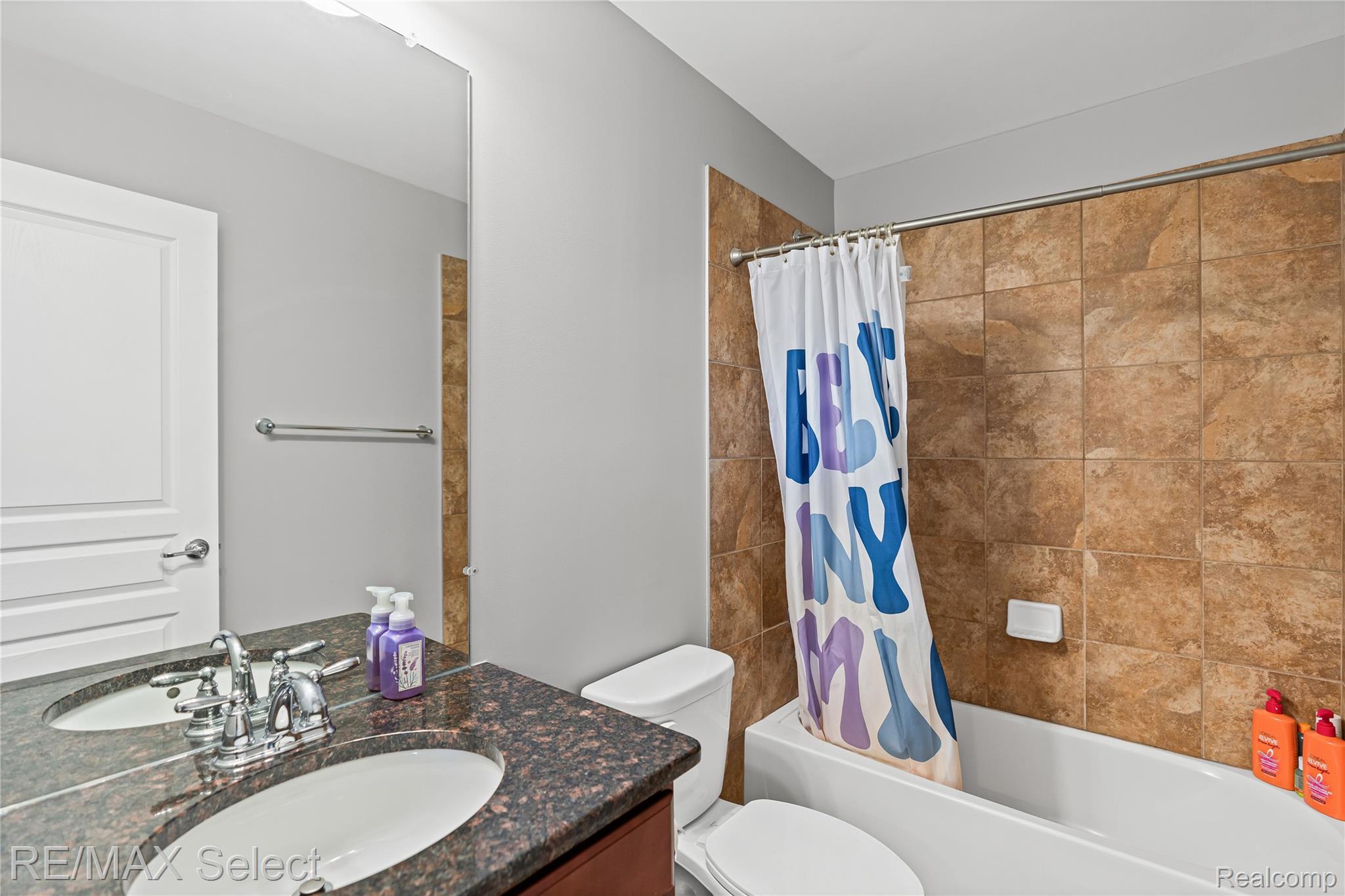 6363 Amber Lane