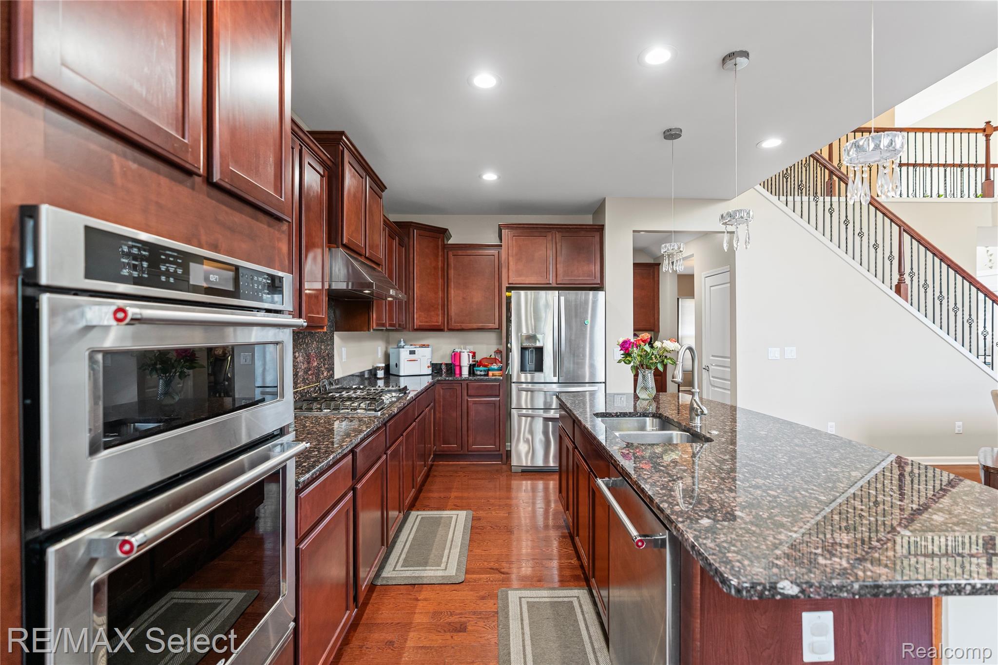 6363 Amber Lane