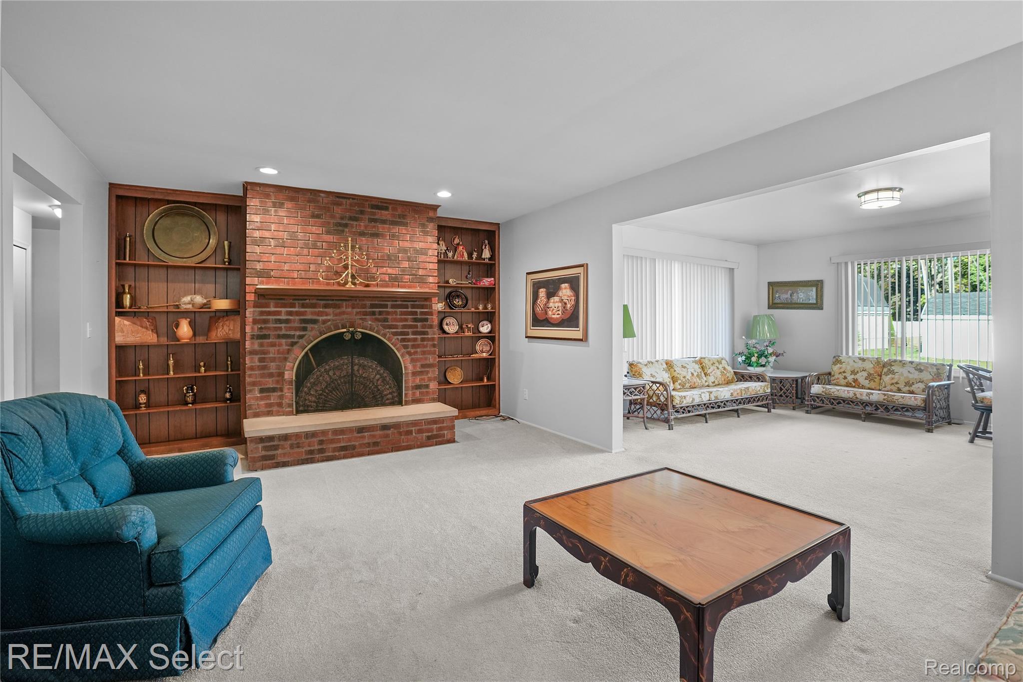 4290 Hedgethorn Circle
