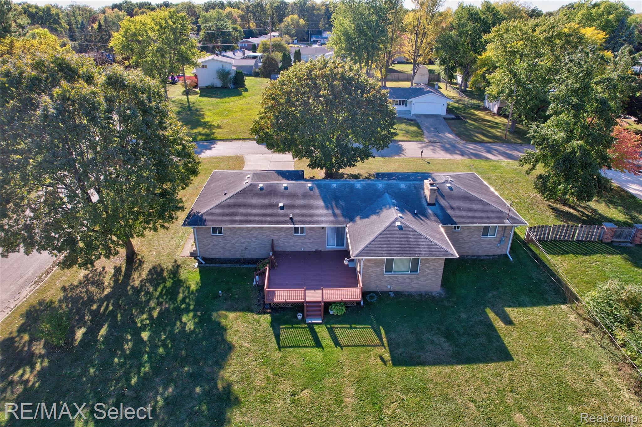 4290 Hedgethorn Circle