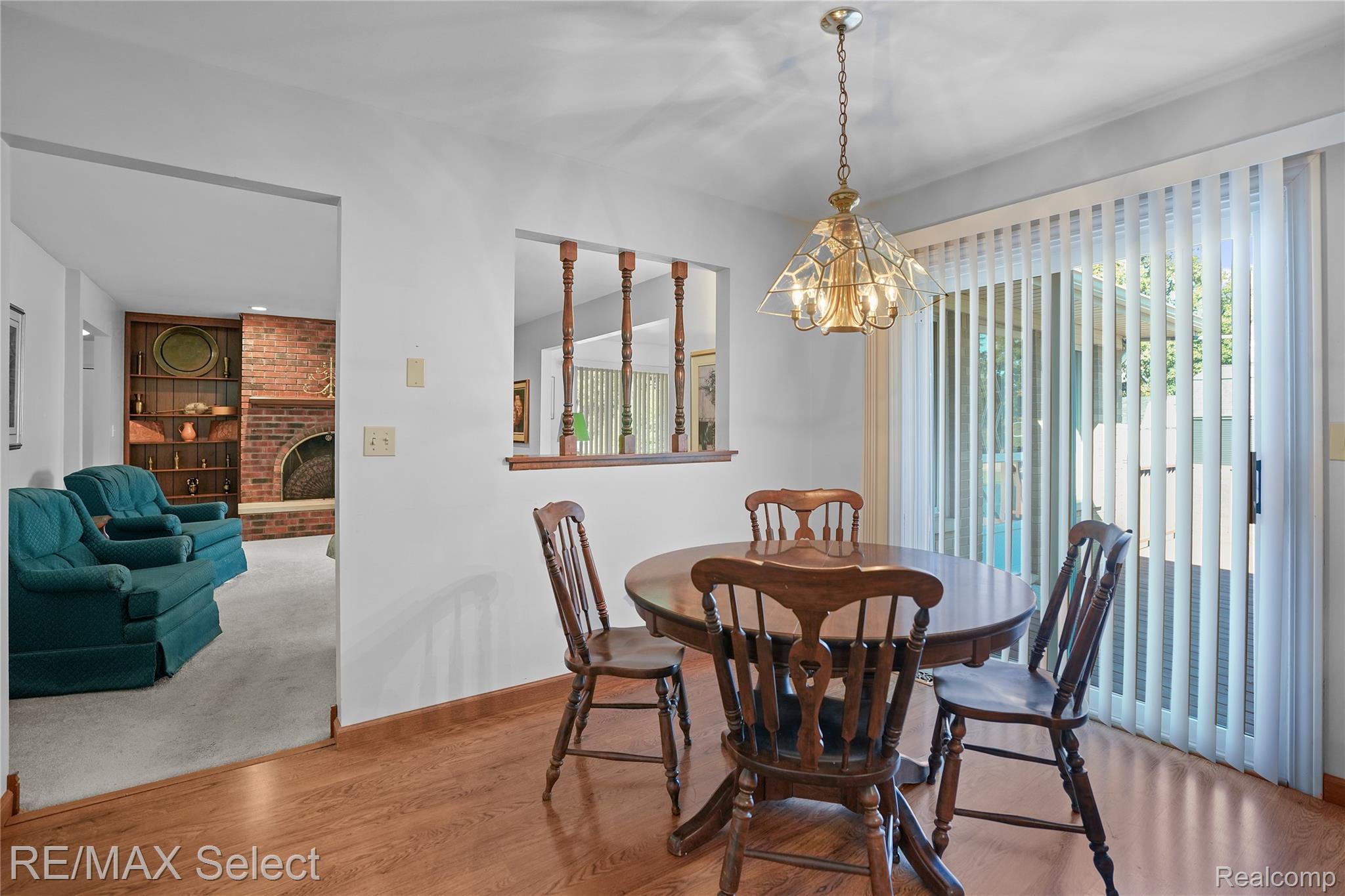 4290 Hedgethorn Circle