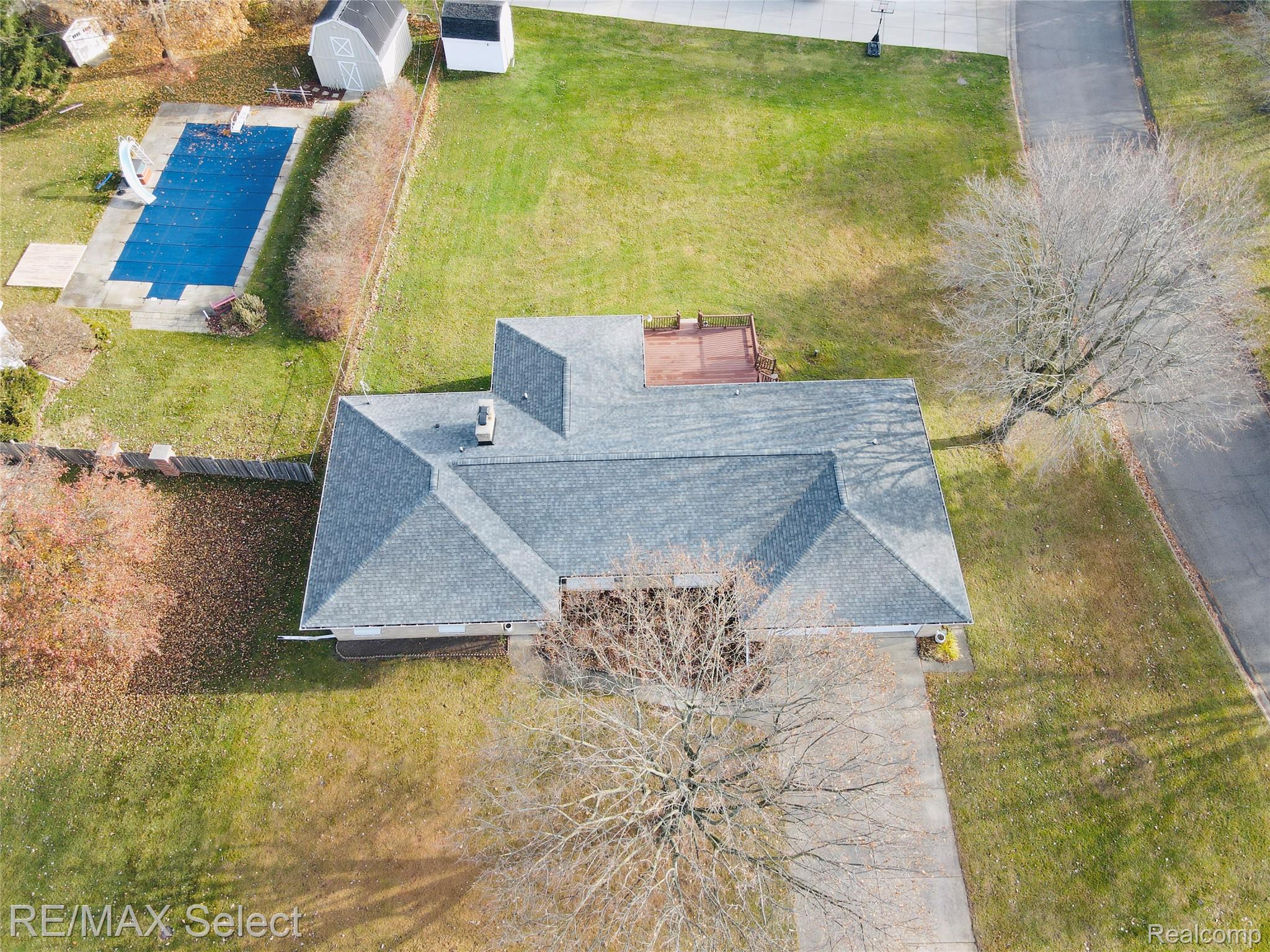 4290 Hedgethorn Circle