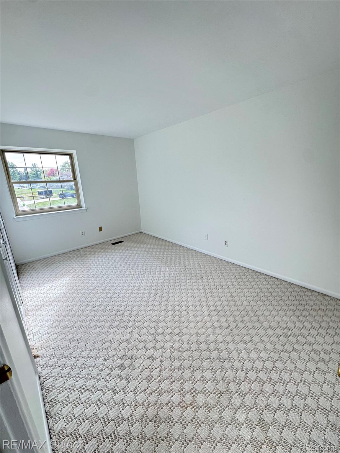 5527 Copley Square Road