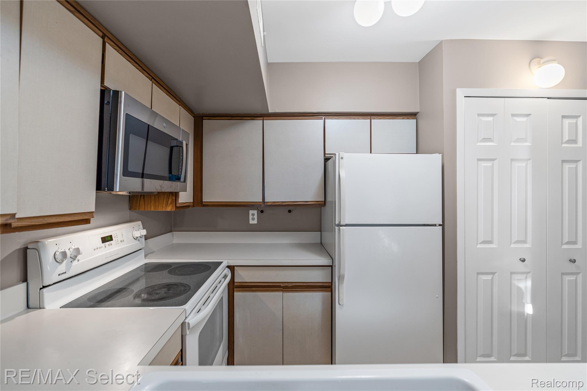 250 Briarcrest Drive 129