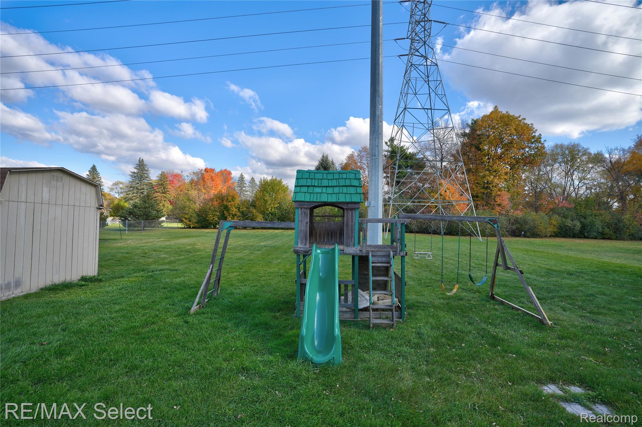 3088 Layman Drive