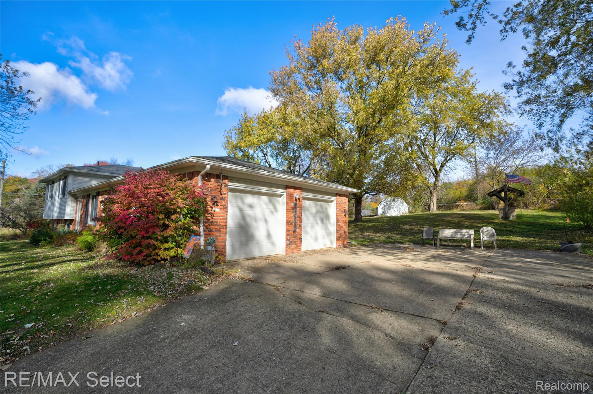 550 W Rose Center Road