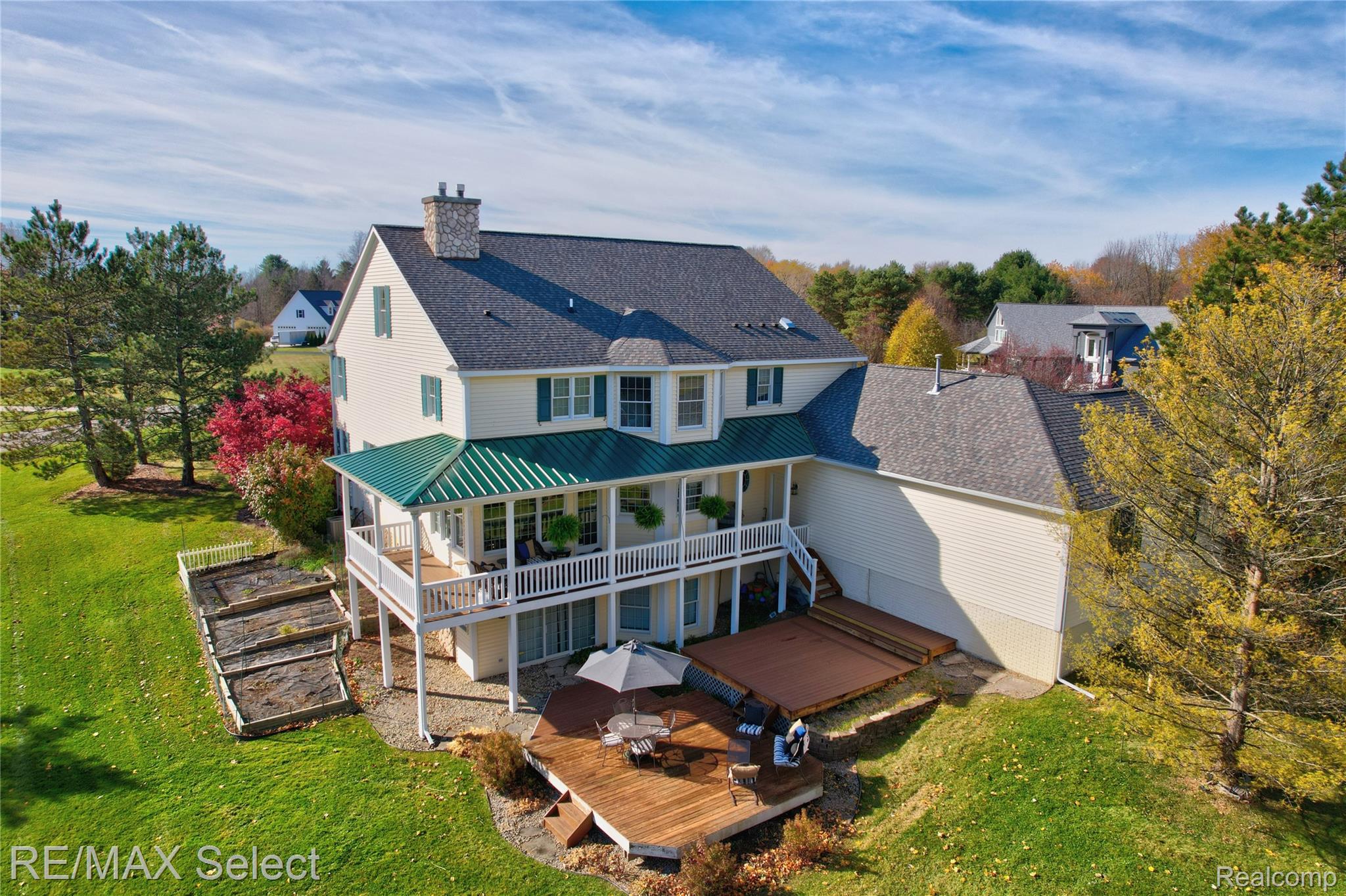 8211 Burleigh Road