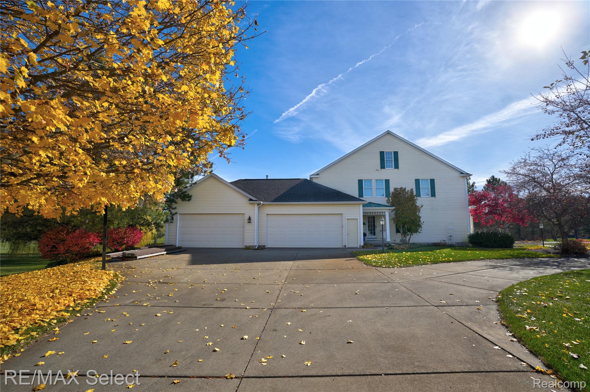 8211 Burleigh Road