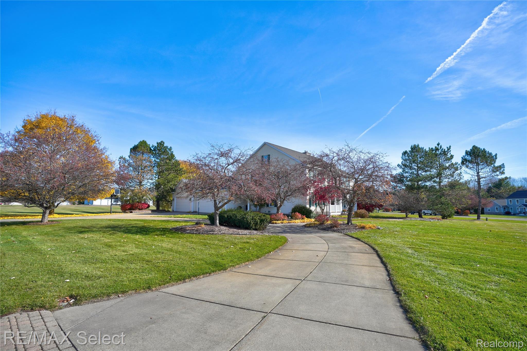 8211 Burleigh Road