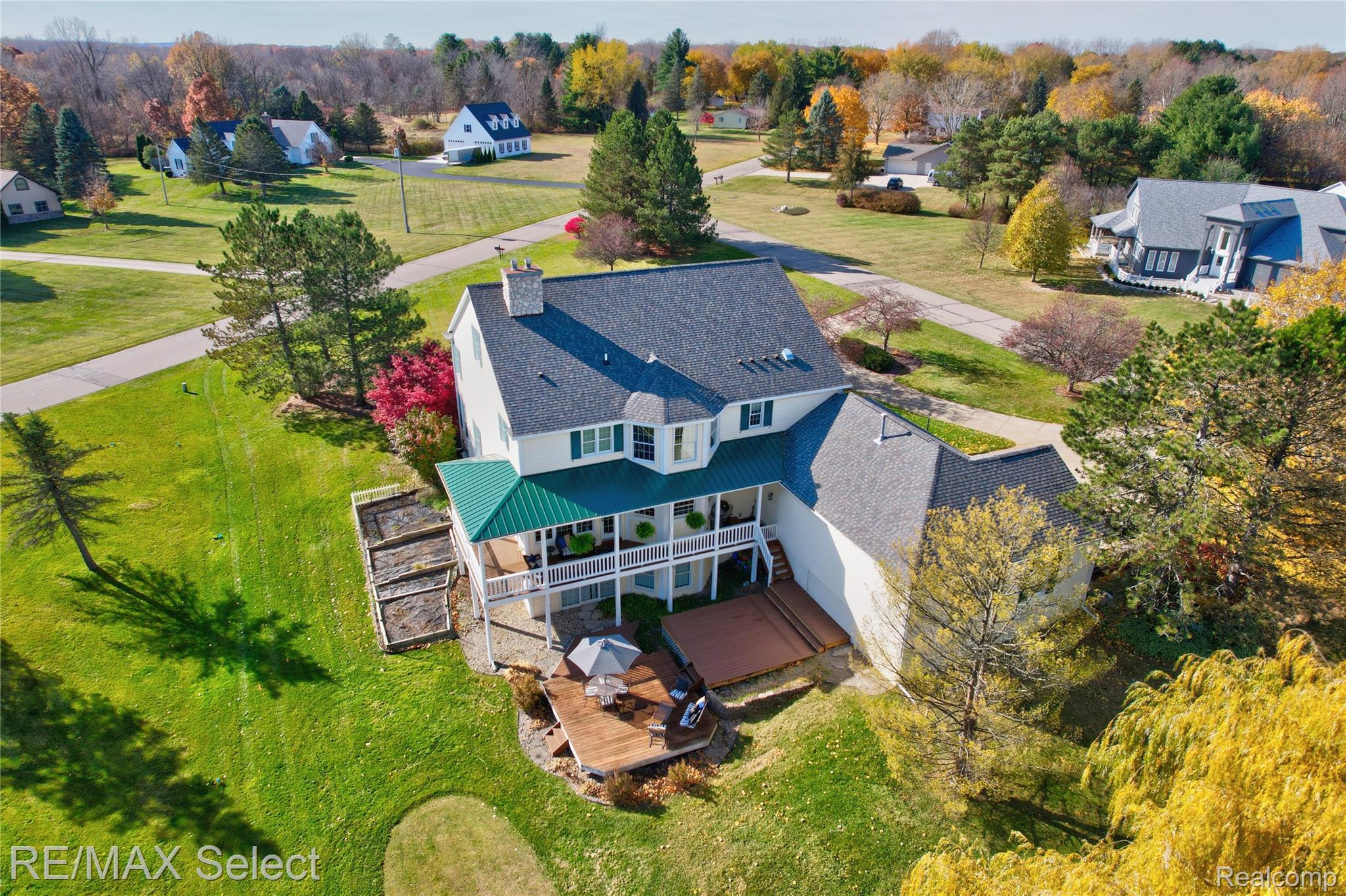 8211 Burleigh Road