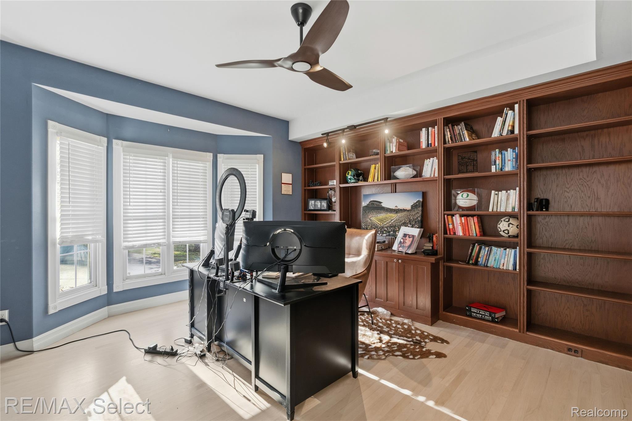 13275 Harborview Drive