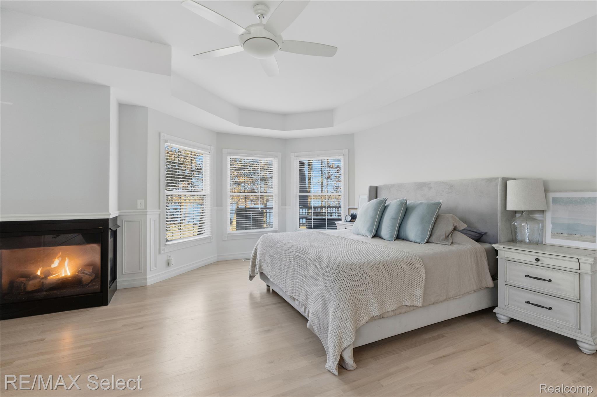 13275 Harborview Drive
