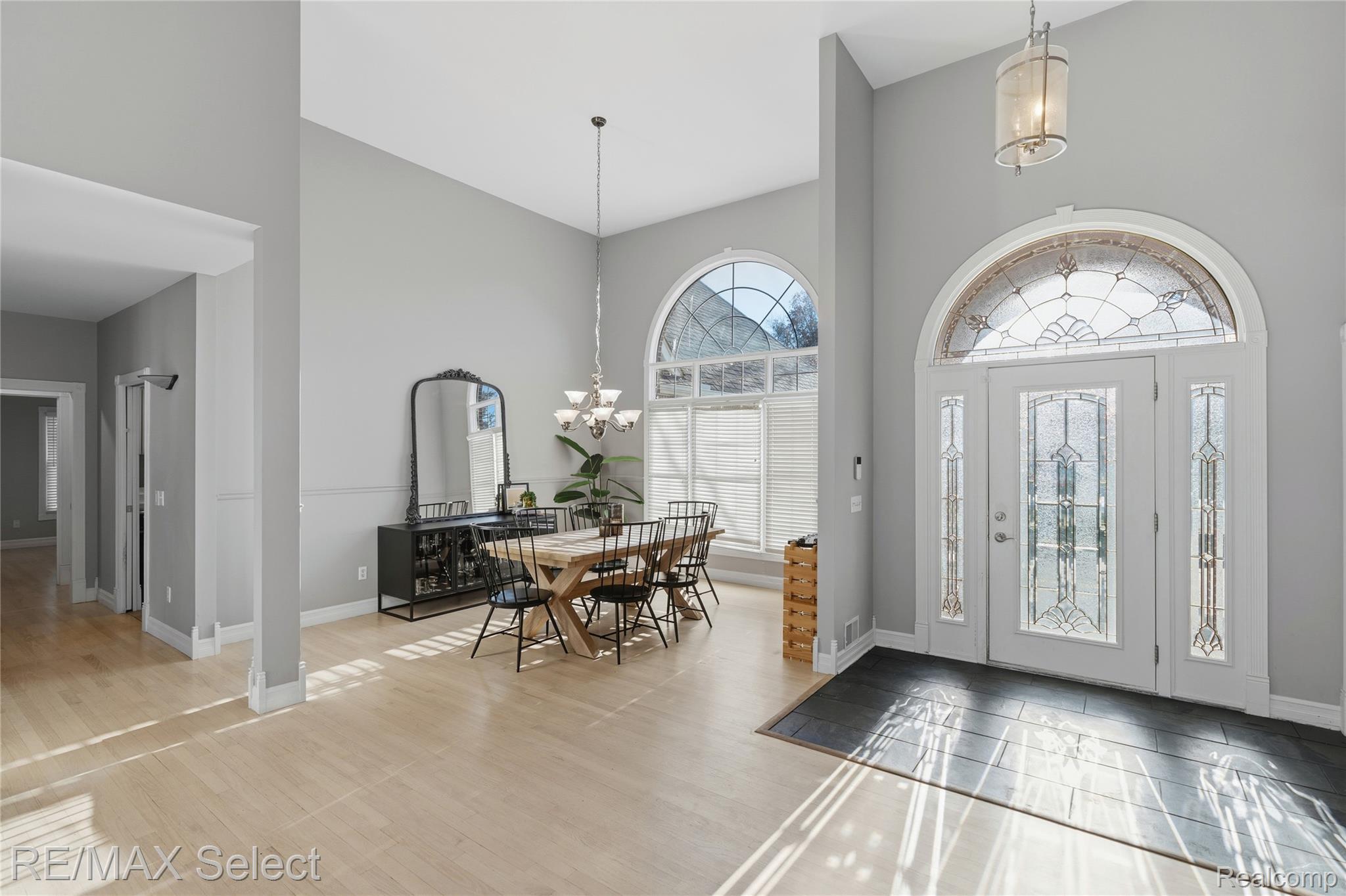 13275 Harborview Drive
