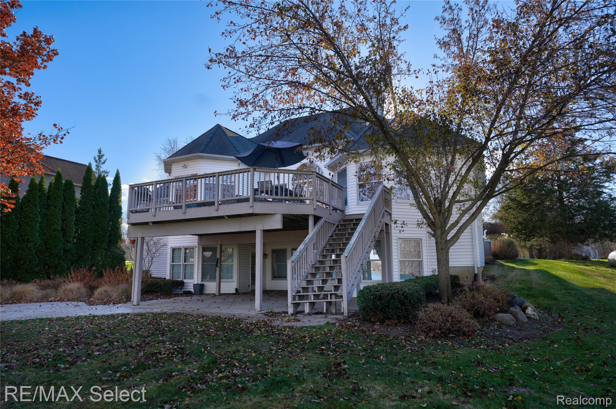 13275 Harborview Drive