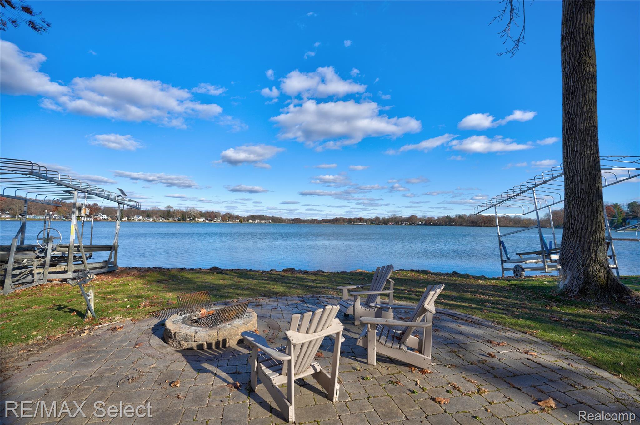 13275 Harborview Drive