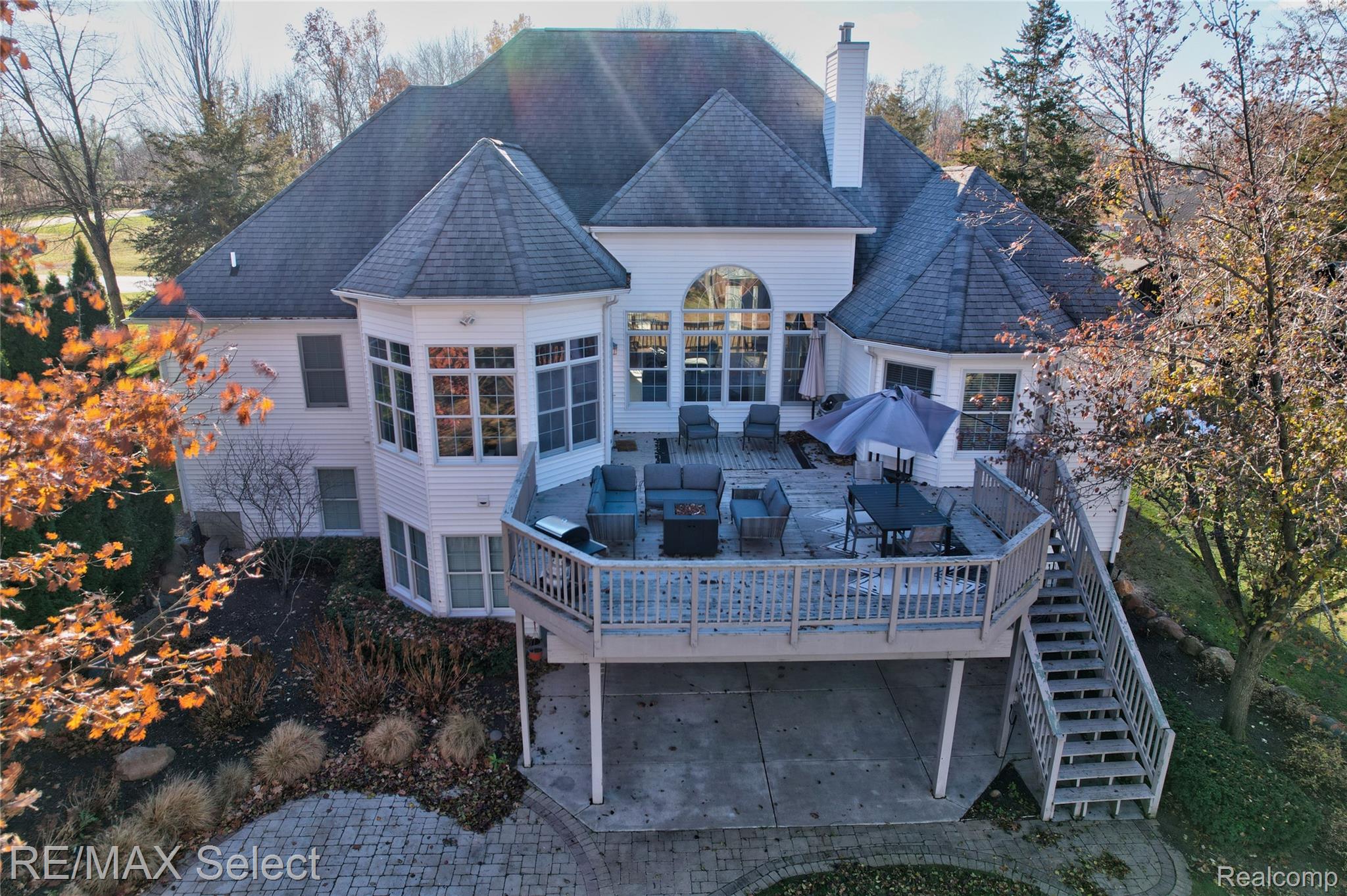 13275 Harborview Drive