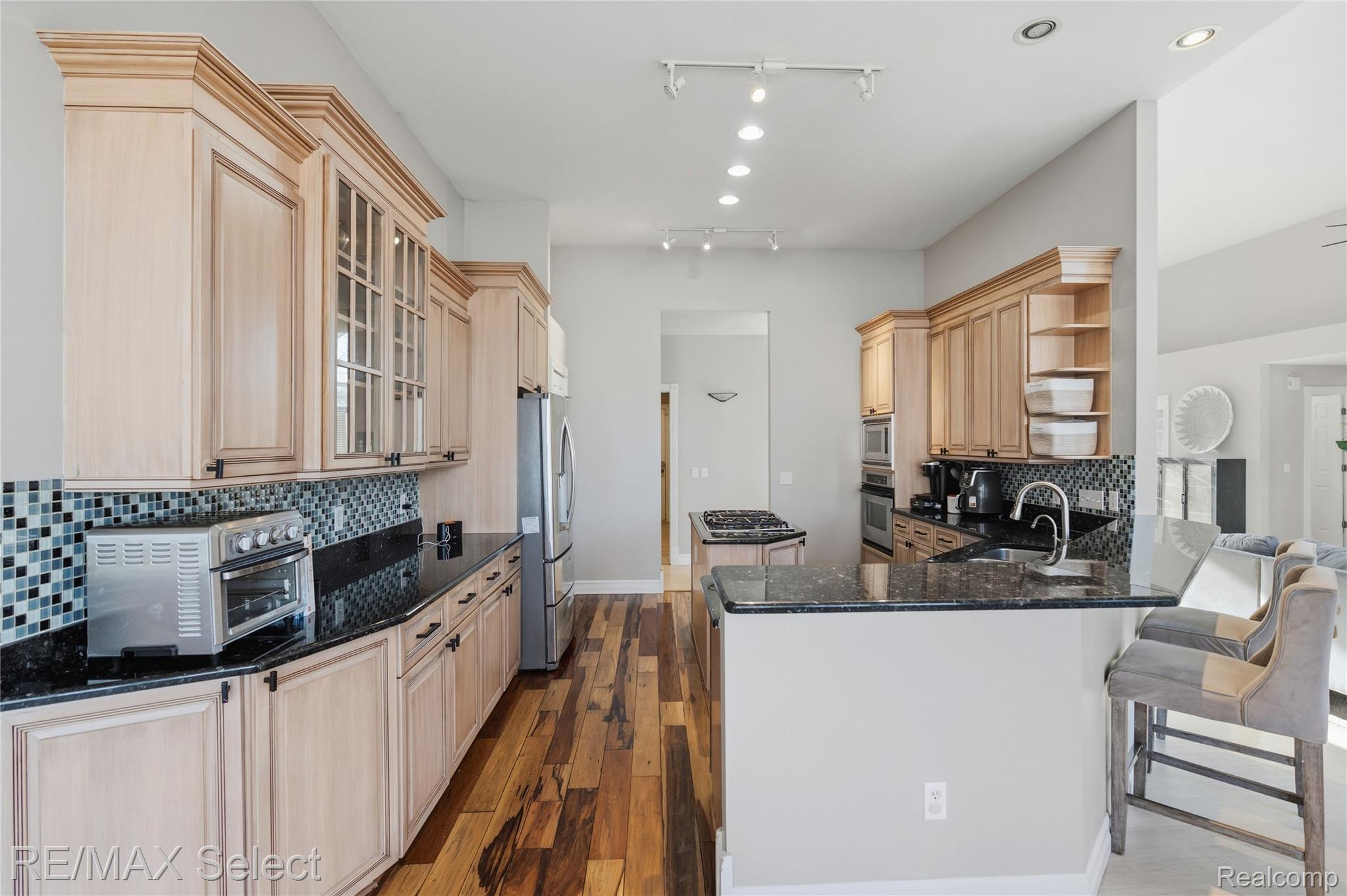 13275 Harborview Drive