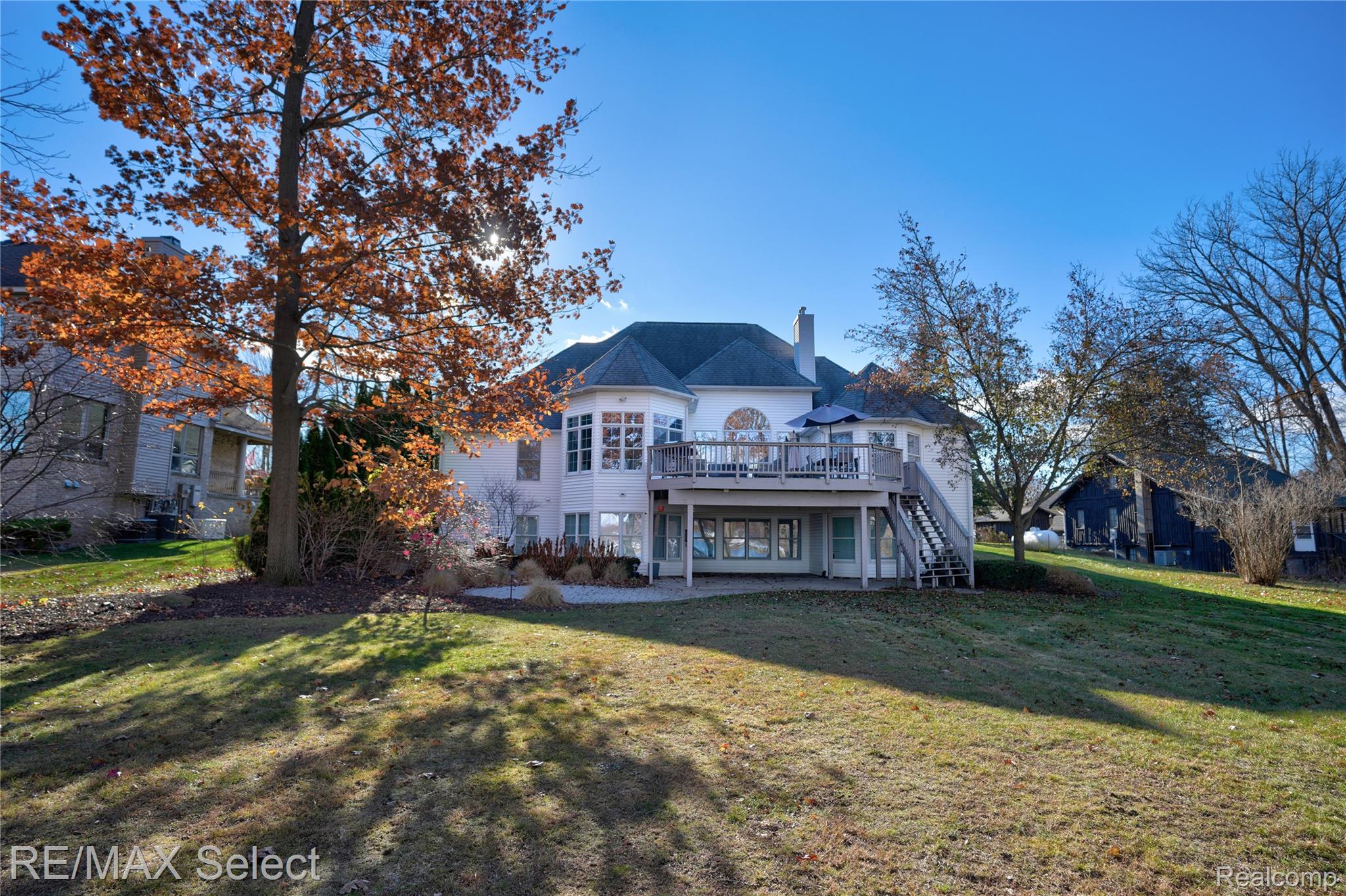 13275 Harborview Drive